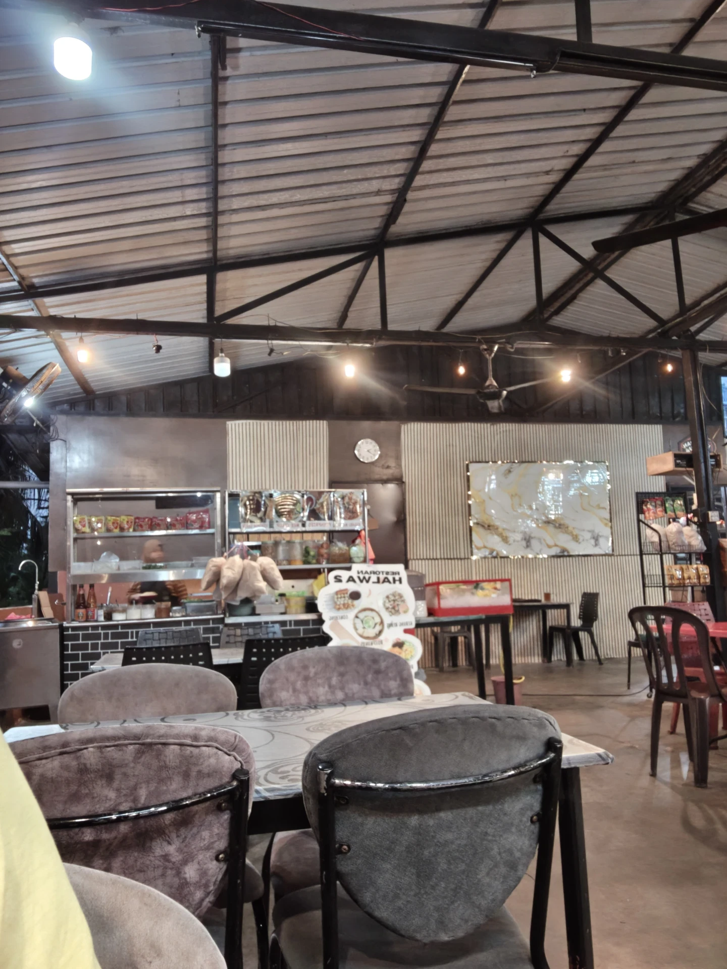 Gambar galeri Restoran Halwa 2
