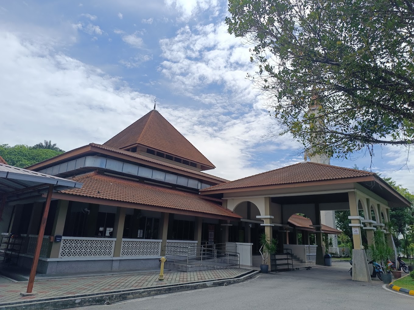 Gambar Masjid Hospital Sungai Buloh