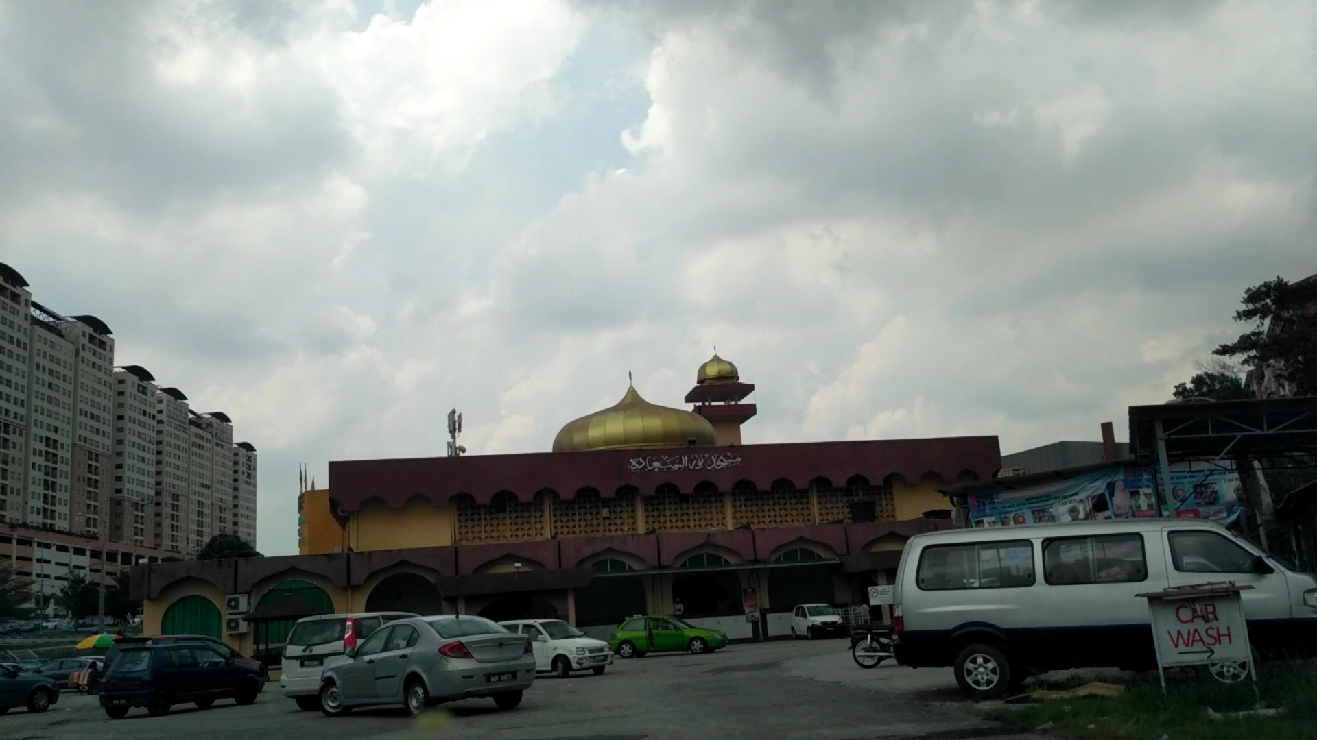 Gambar Masjid Nurussaadah