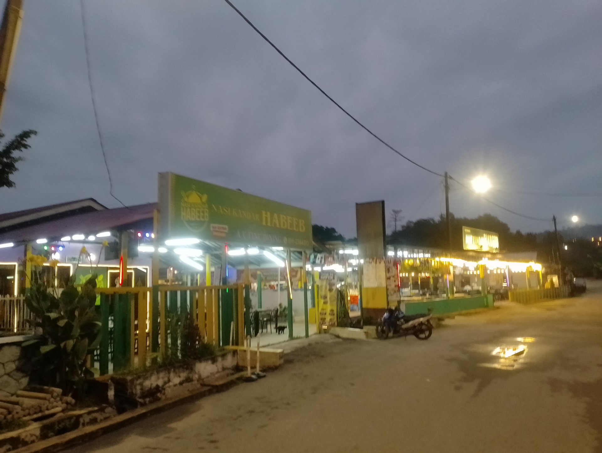 Gambar Masjid Sultan Hisamuddin Alam Shah