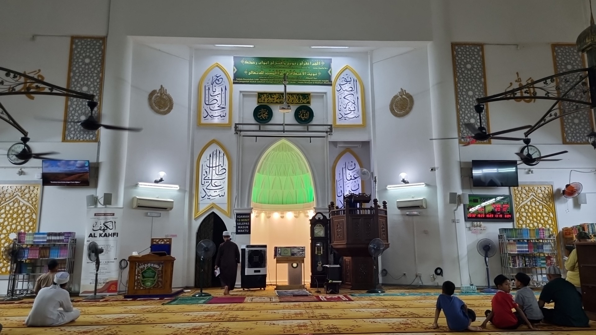 Masjid Bandar Utama Batang Kali — Galeri 1