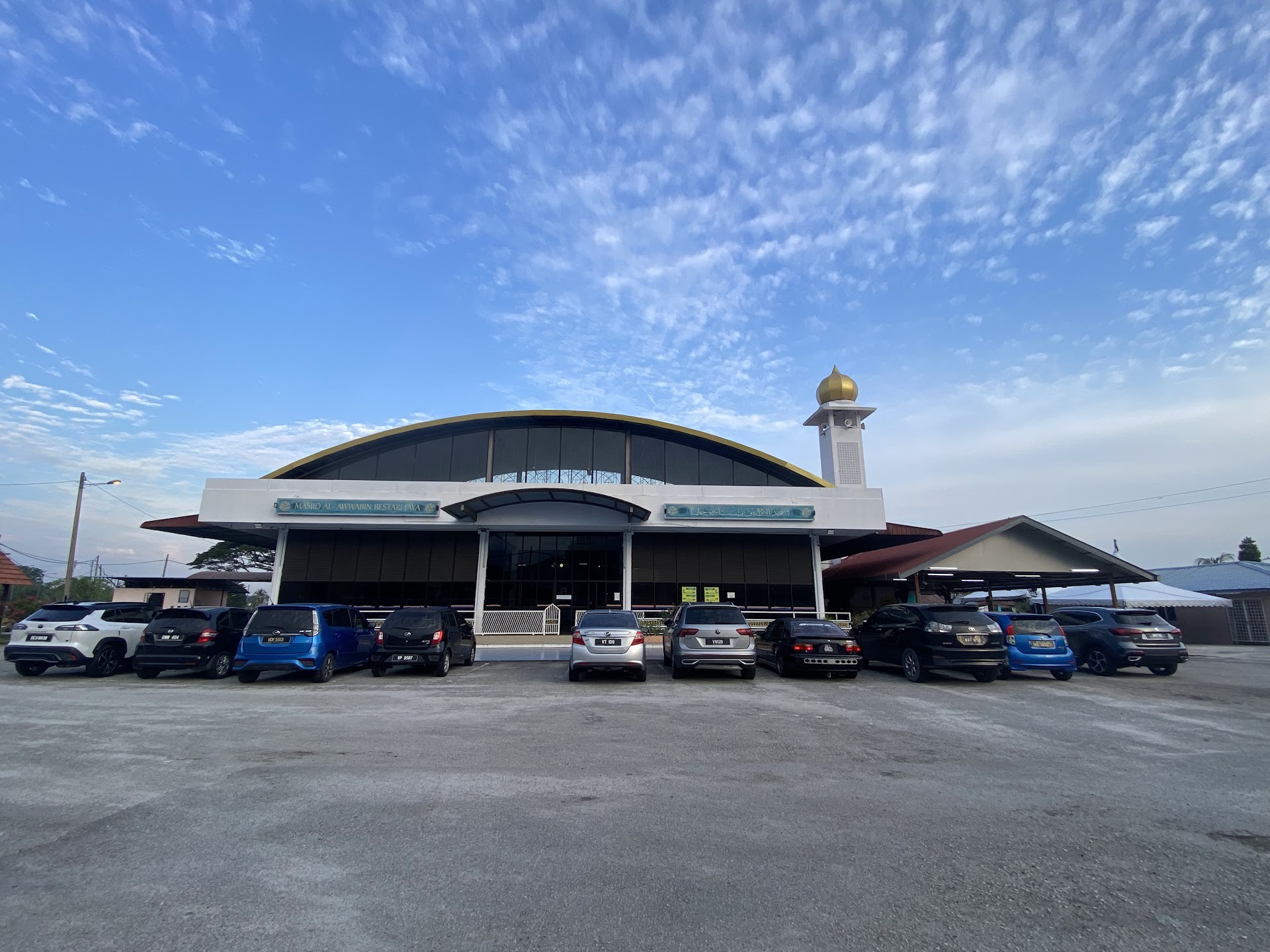 Gambar Masjid Al Awwabin