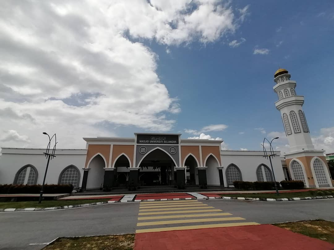 Gambar Masjid UNISEL
