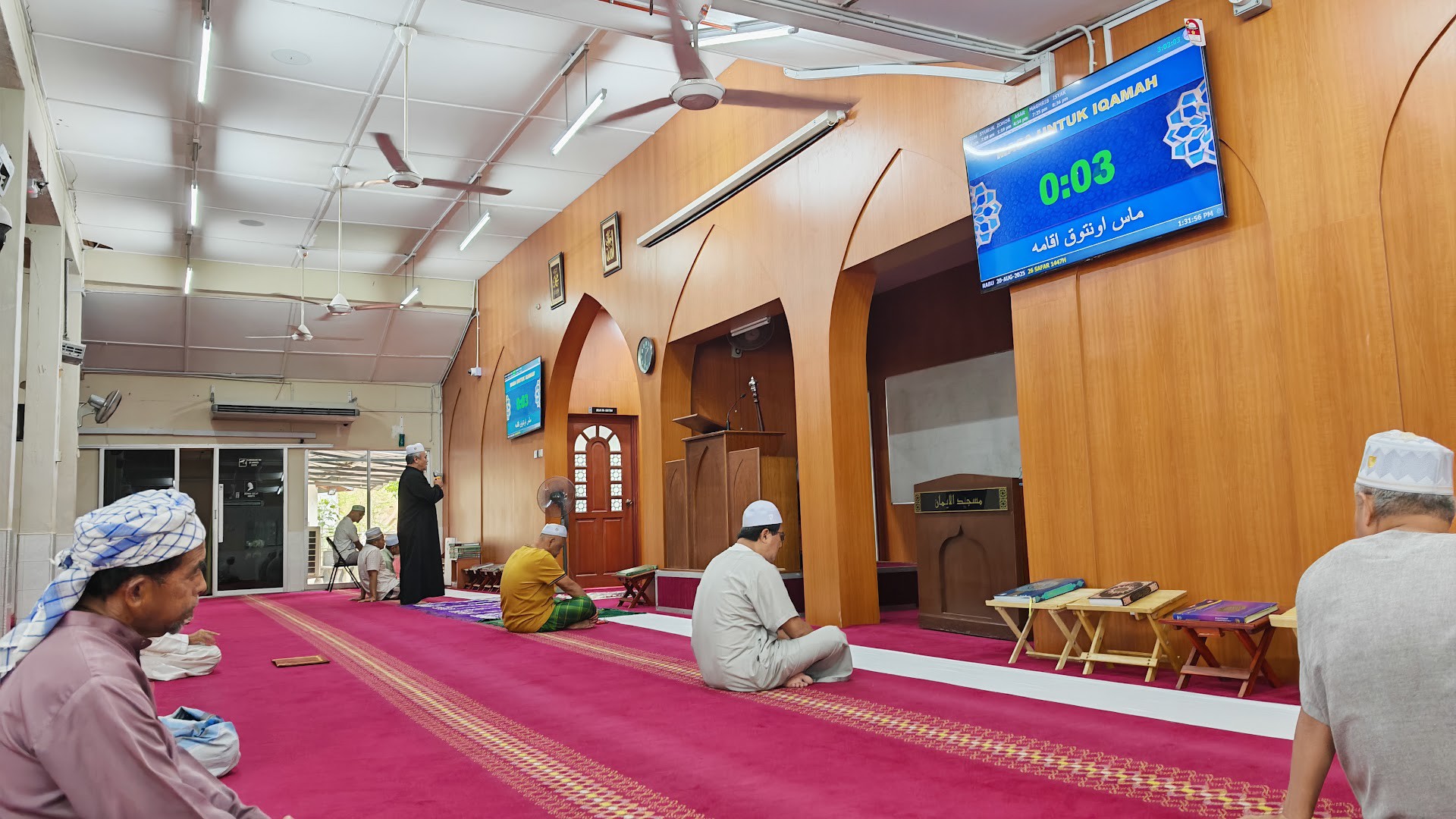 Masjid Al-Iman desa Putra — Galeri 1