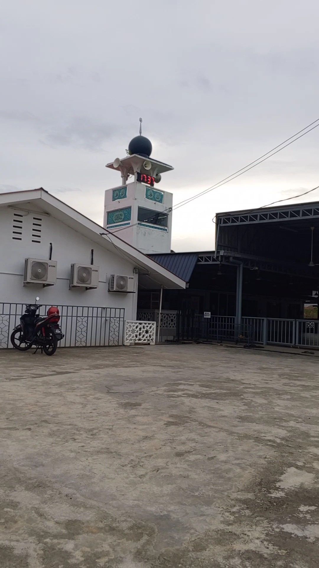 Gambar Masjid Al-Iman desa Putra