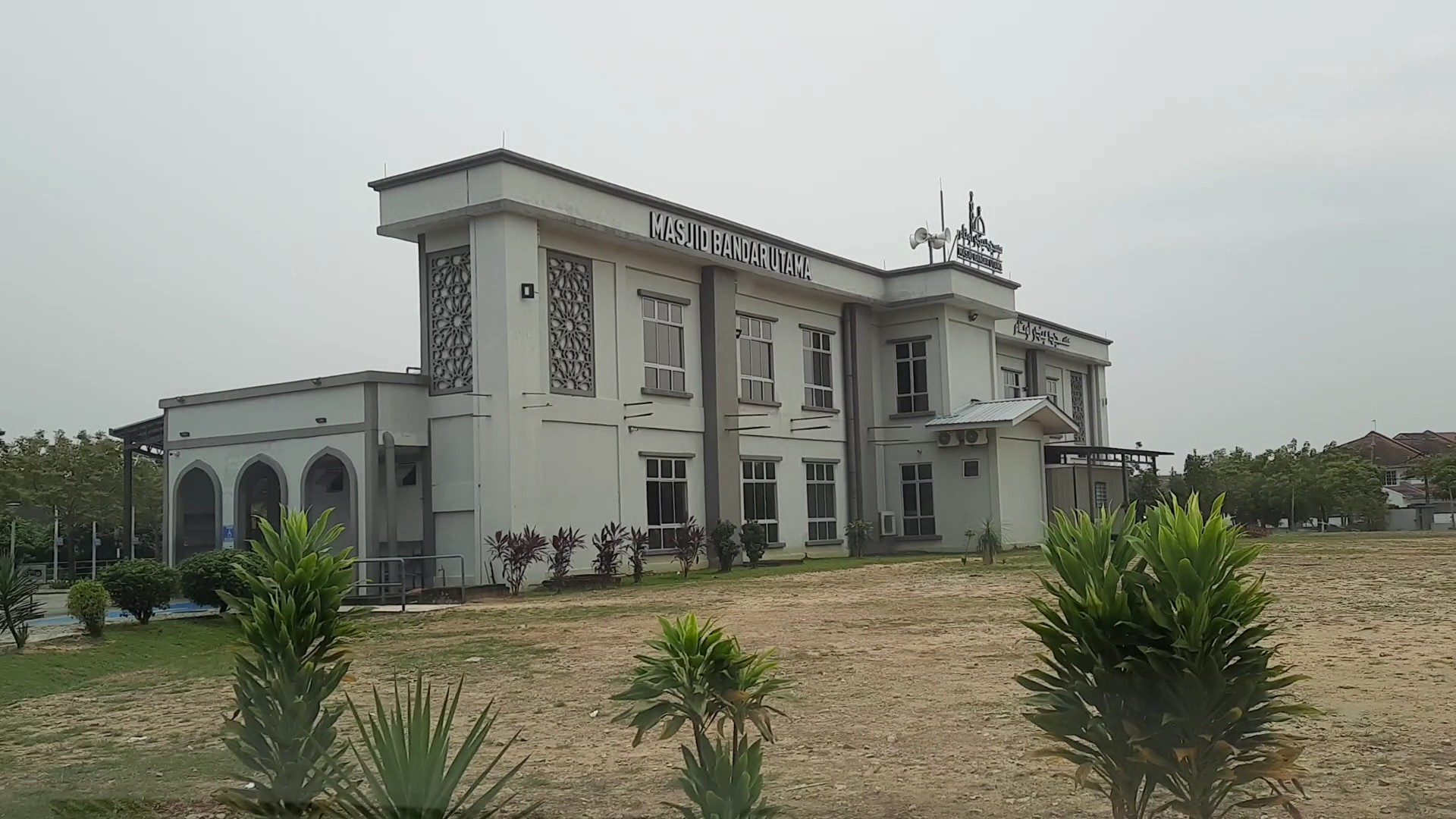 Gambar Masjid Bandar Utama