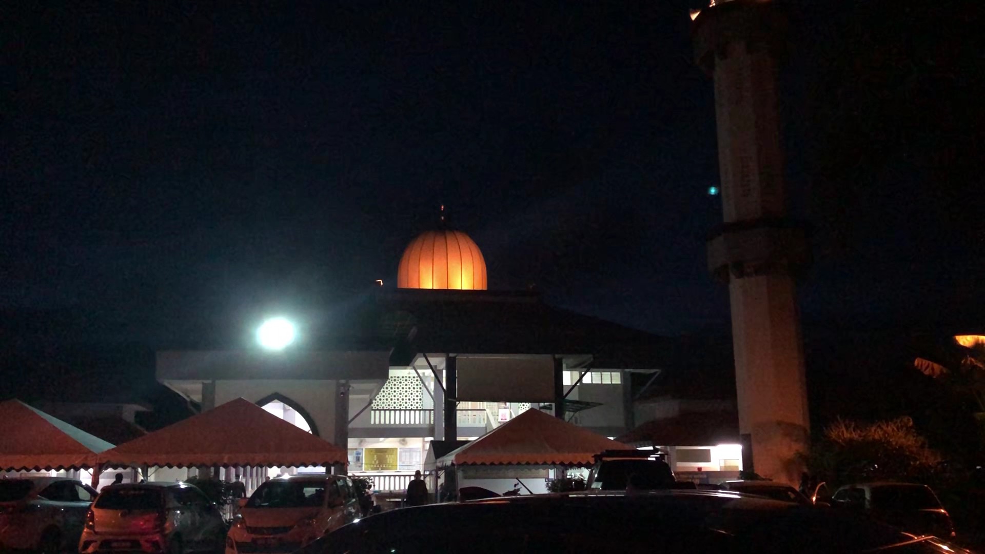 Masjid Bukit Setongkol — Pandangan luaran