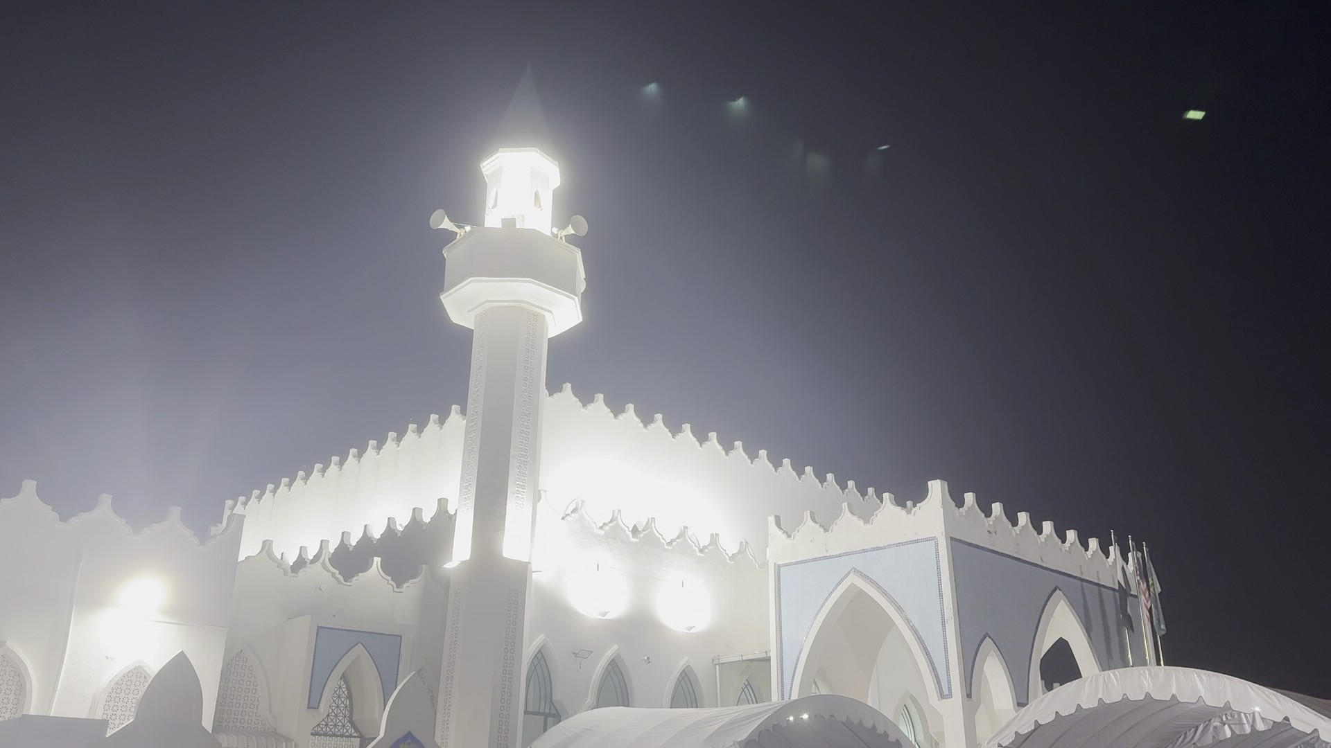Masjid Tg. Panglima Perang Tg. Muhammad — Pandangan luaran