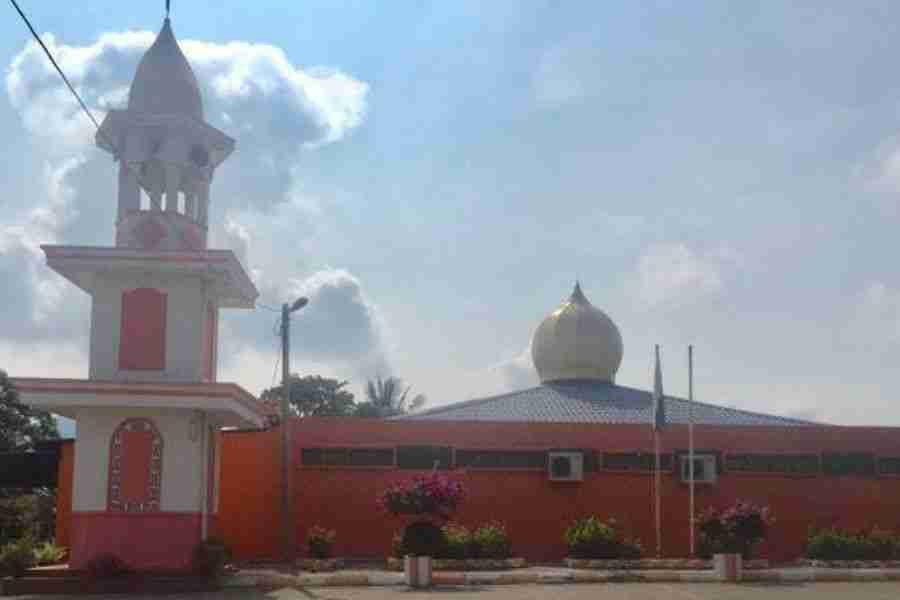 Gambar Masjid FELDA Sungai Kemahal