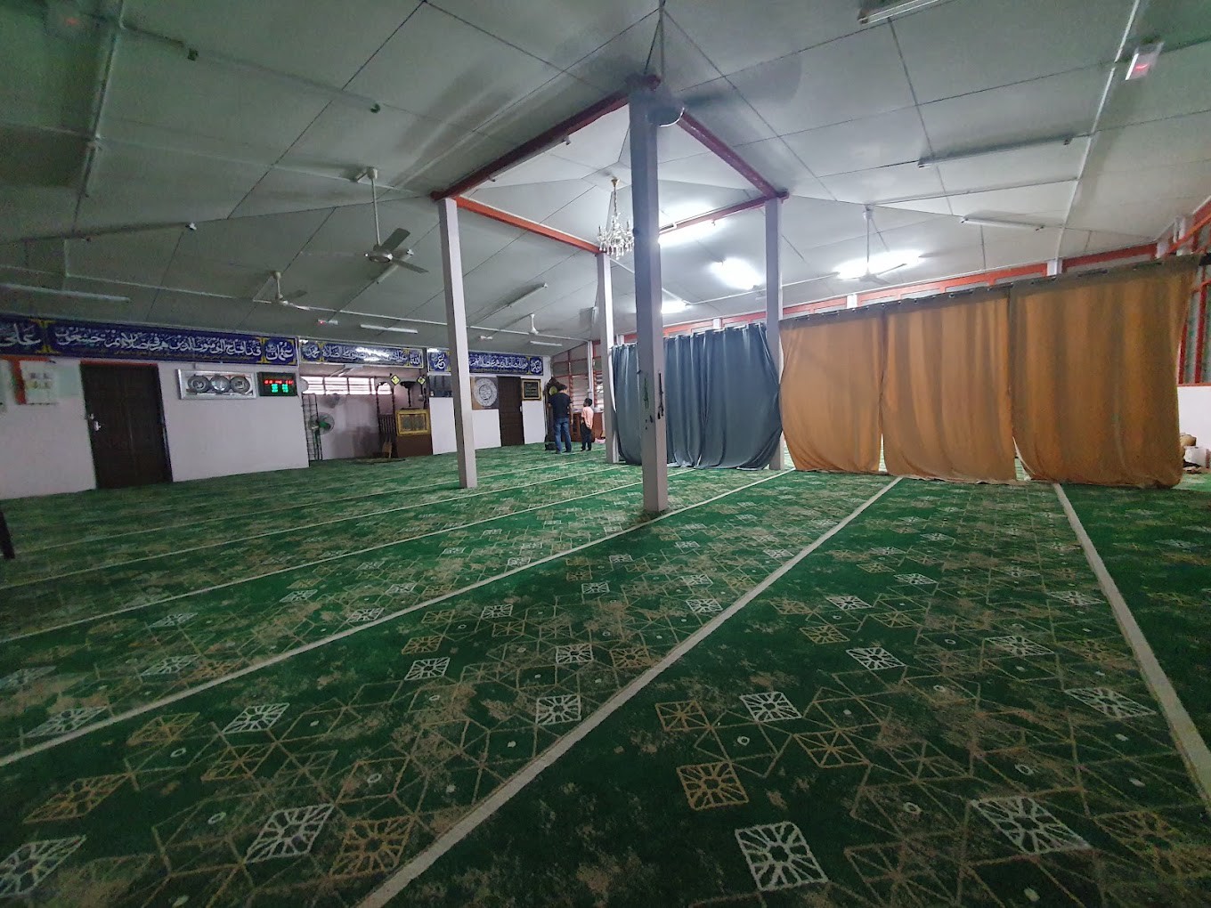 Gambar galeri Masjid An- Nur Ringlet