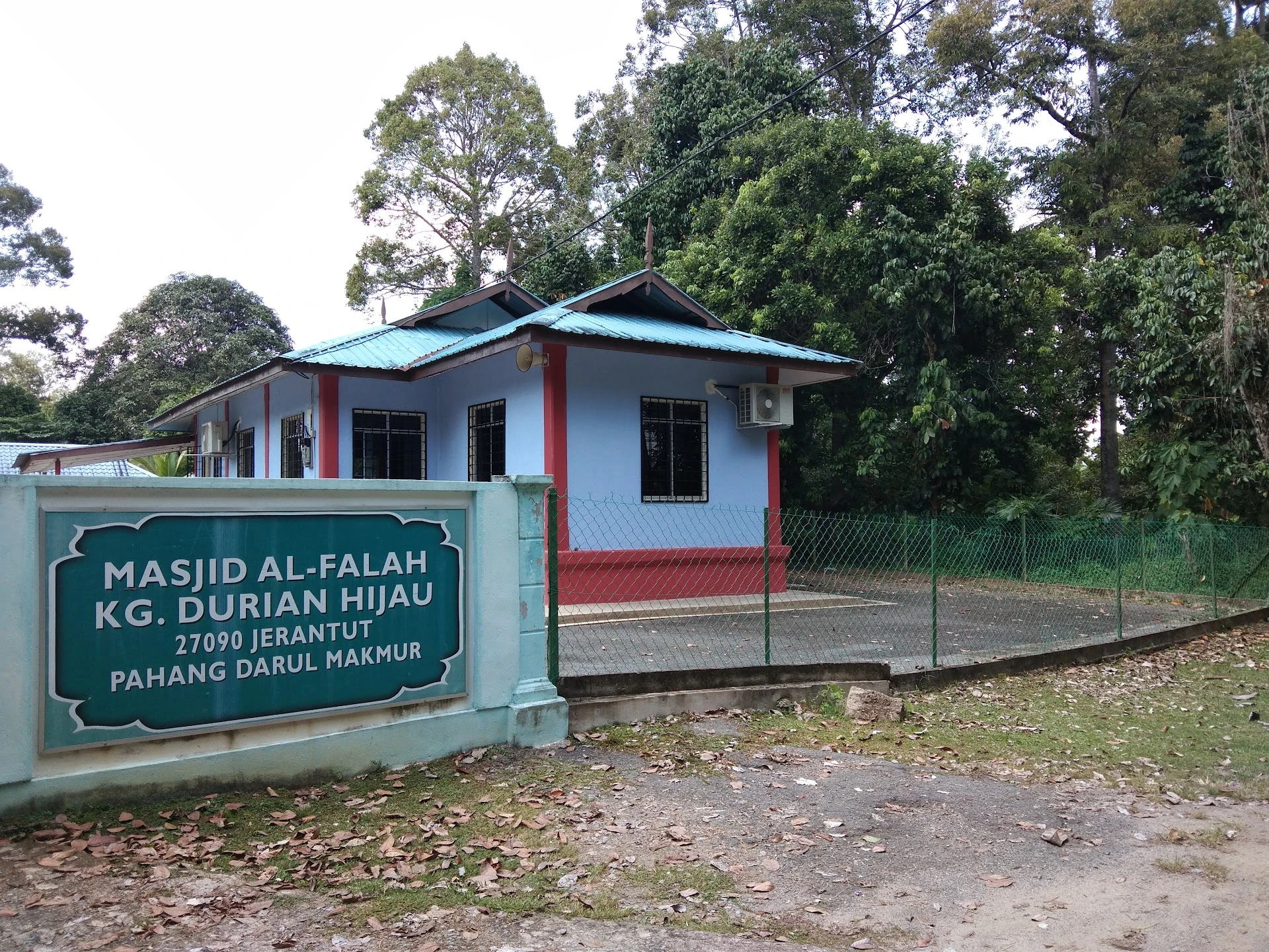 Gambar Masjid Kampung Durian Hijau