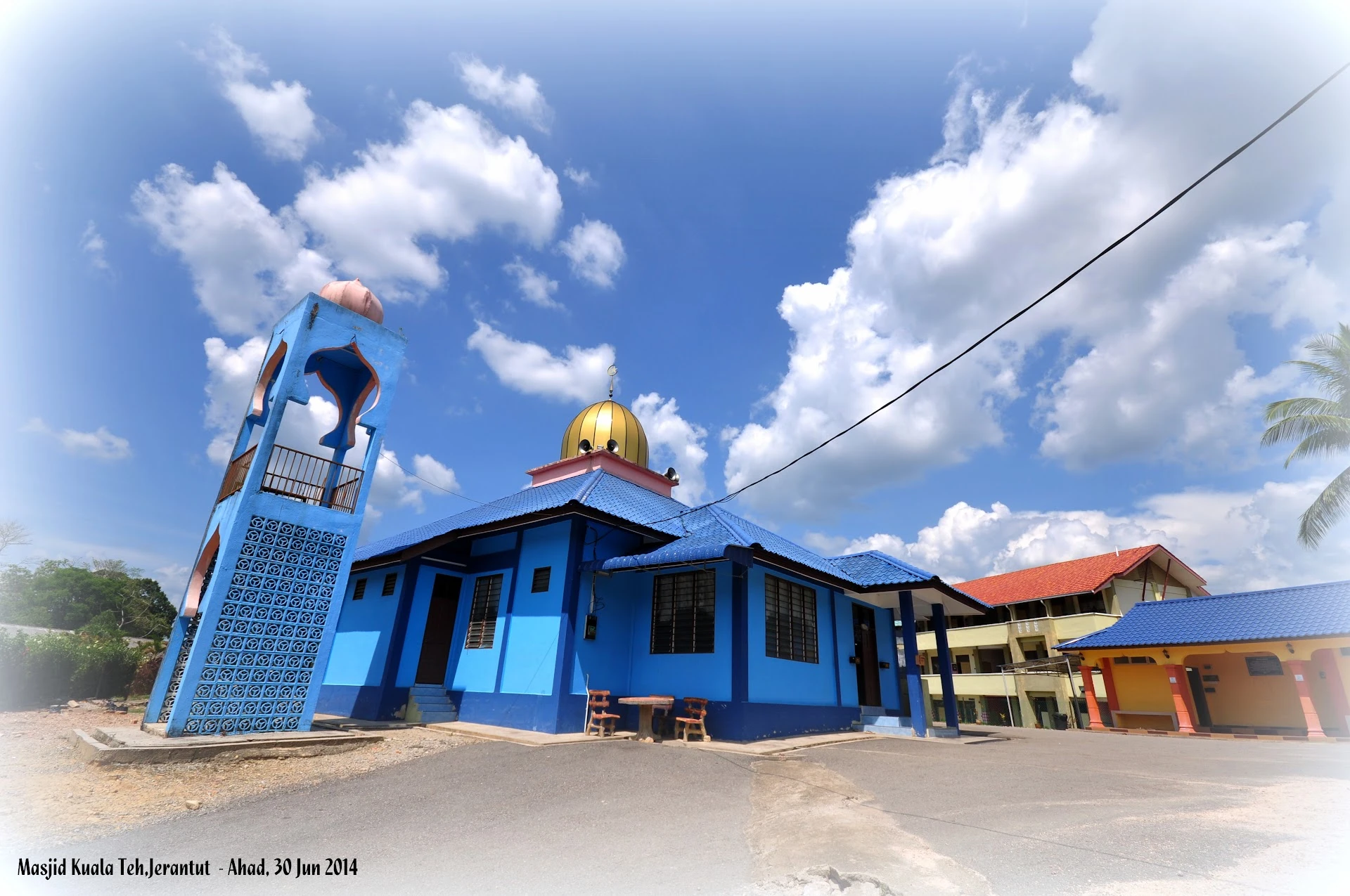 Gambar Masjid Kampung Kuala Teh