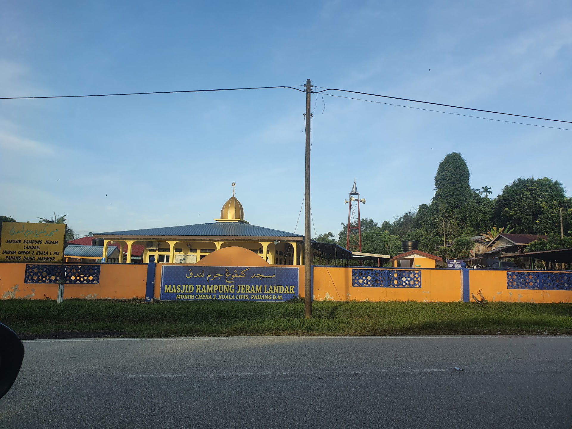 Gambar Masjid Kampung Jeram Landak