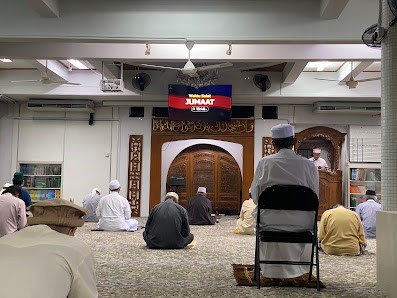 Gambar galeri Masjid Al-Ikhlas Taman Subang