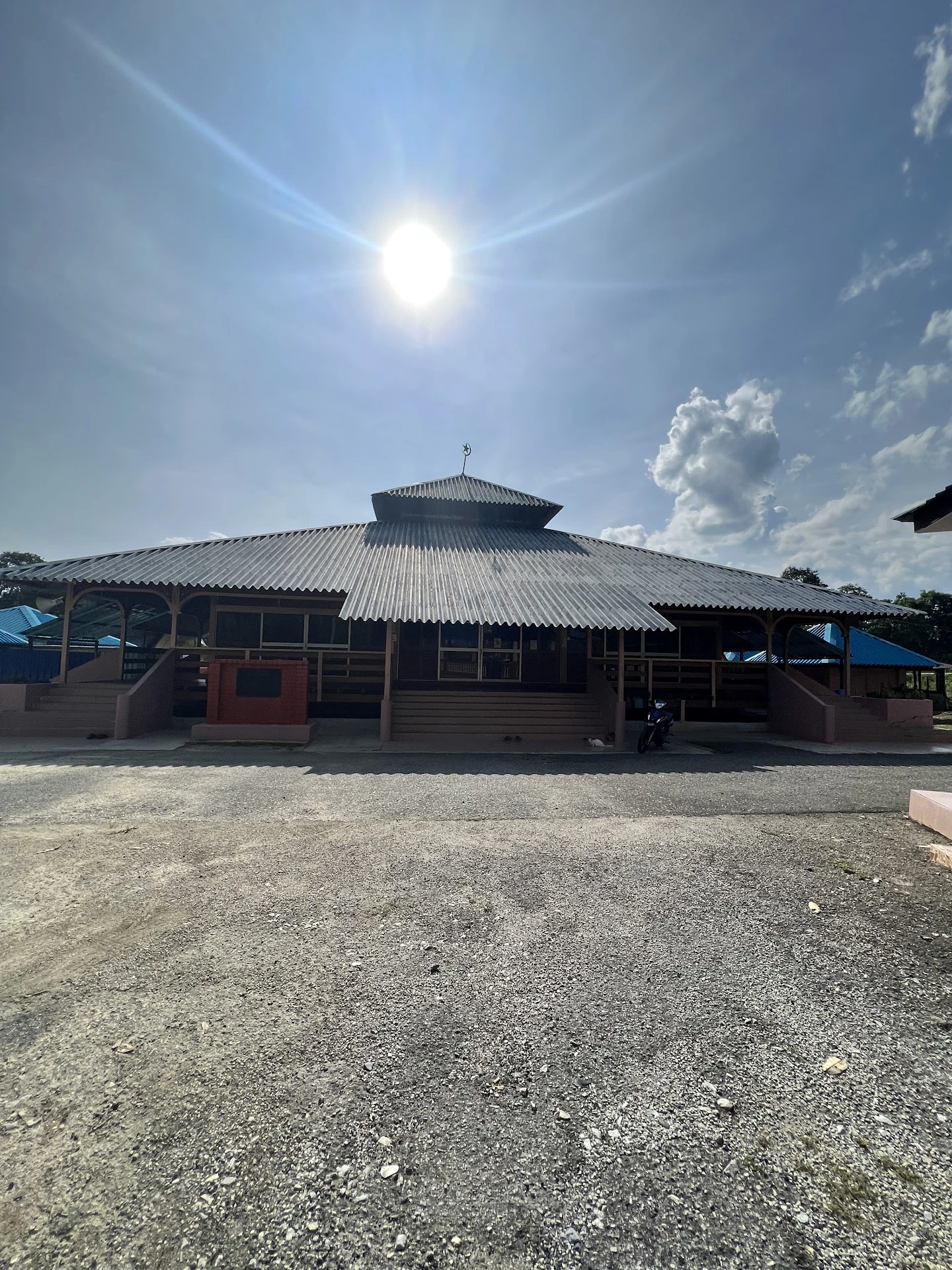 Gambar Masjid Kampung Tersan