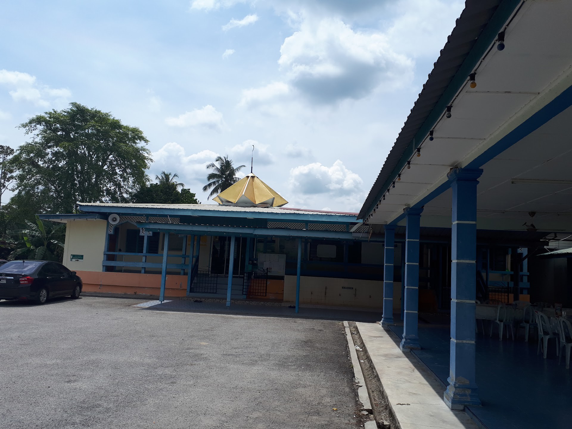 Masjid Kundang Patah — Pandangan luaran