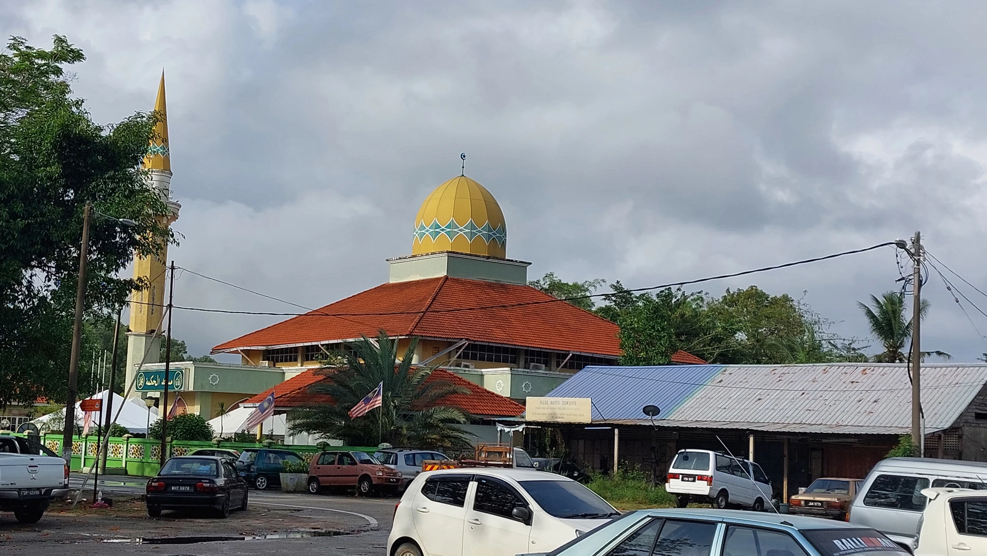 Gambar Masjid Al-Hikmah