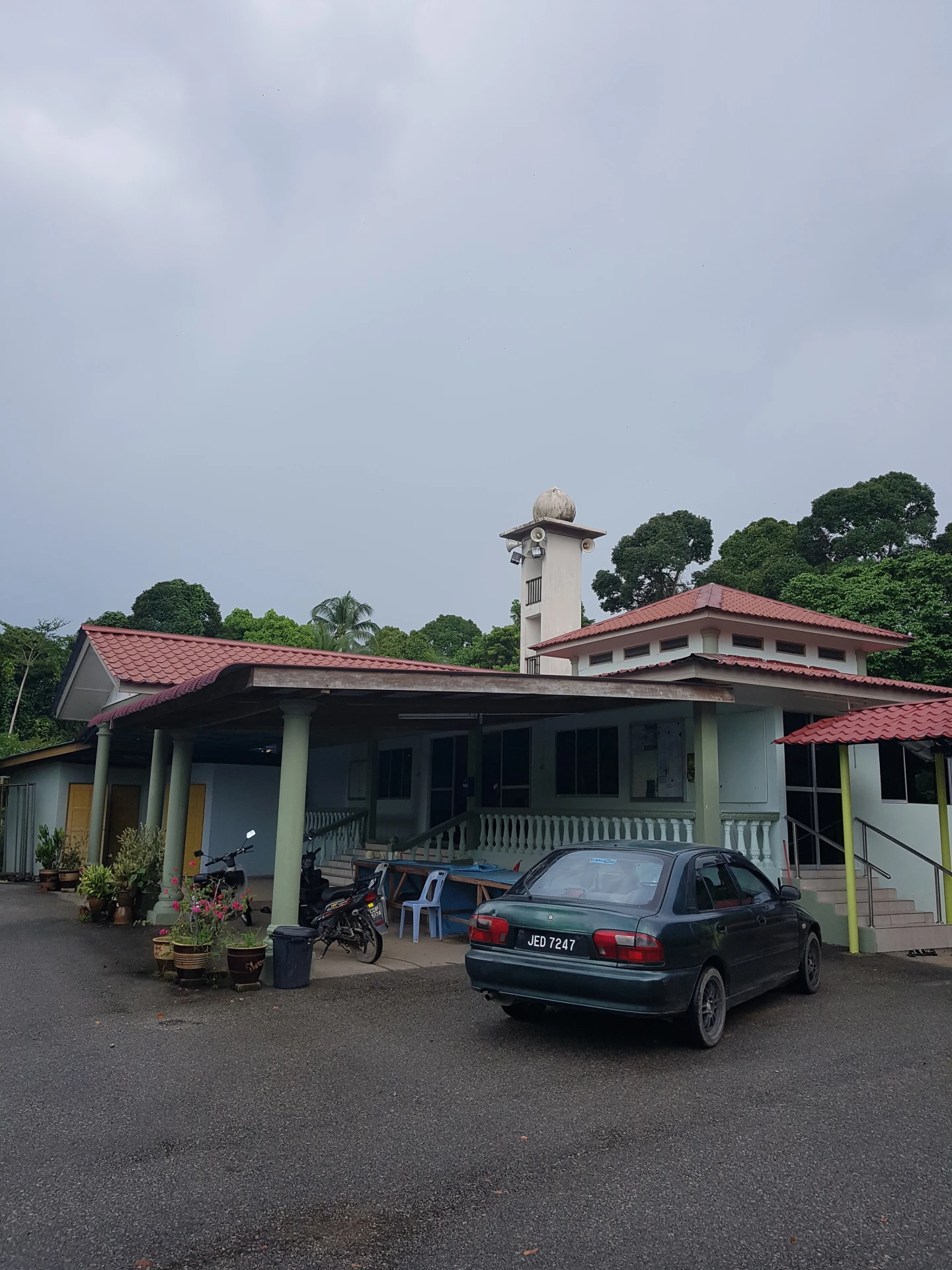 Gambar Masjid Kampung Badok