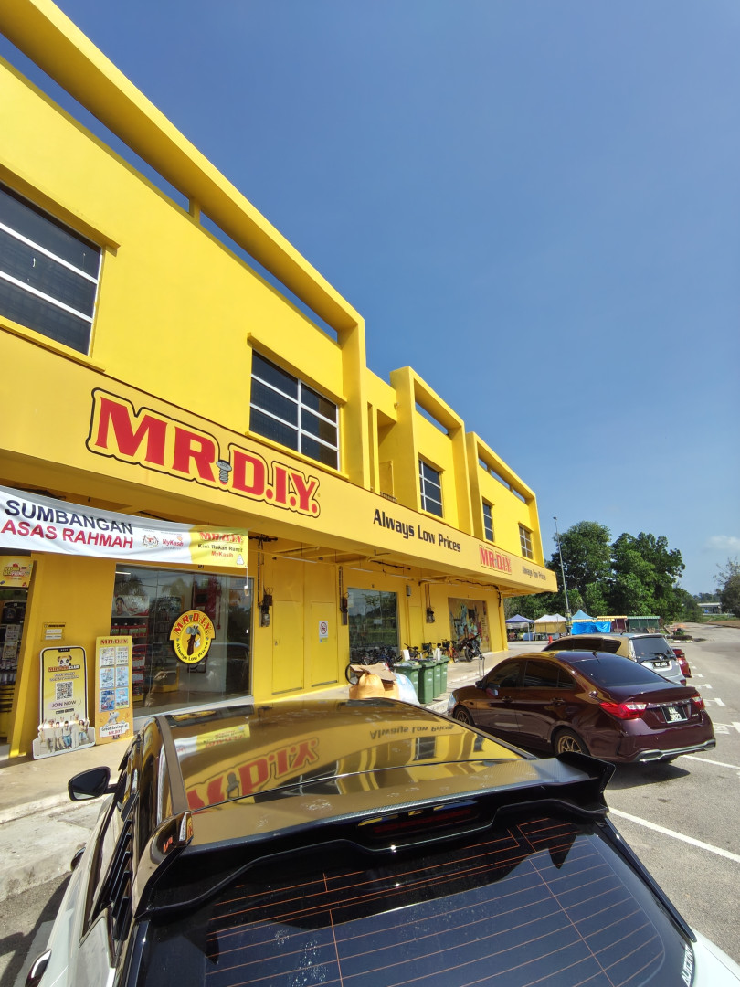 Gambar galeri Mr D.I.Y.