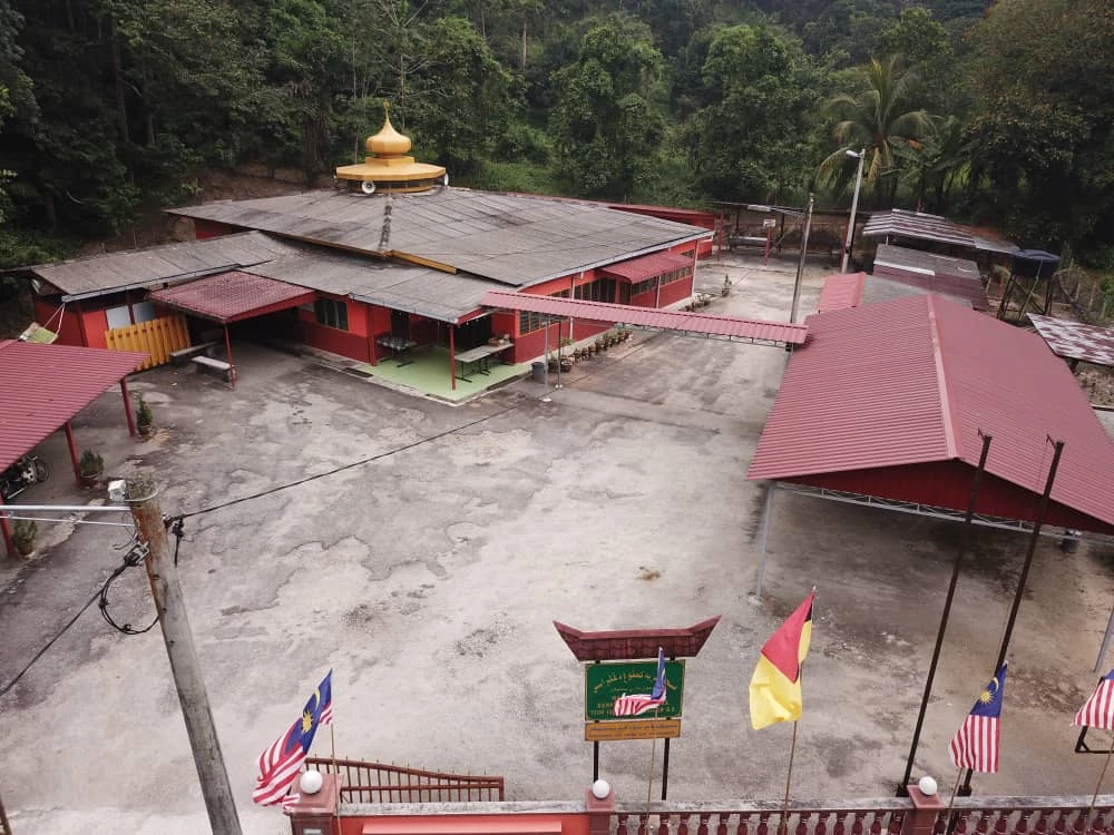 Gambar Masjid Kariah Dingkir