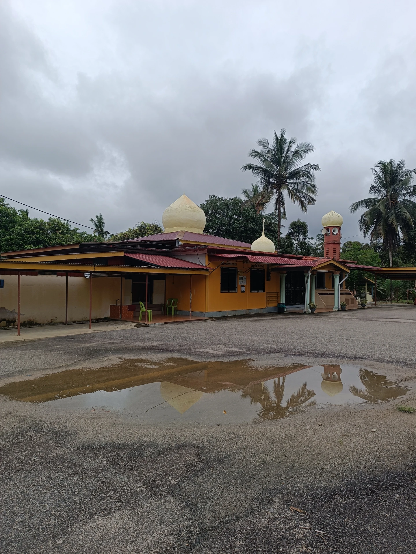 Gambar Masjid Kariah Melekai
