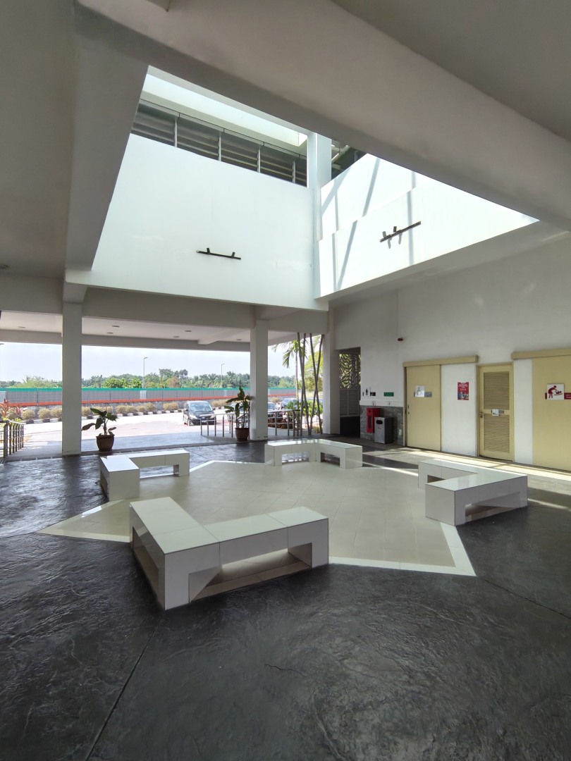 Gambar galeri Hentian Surau dan Tandas Tol Serenia