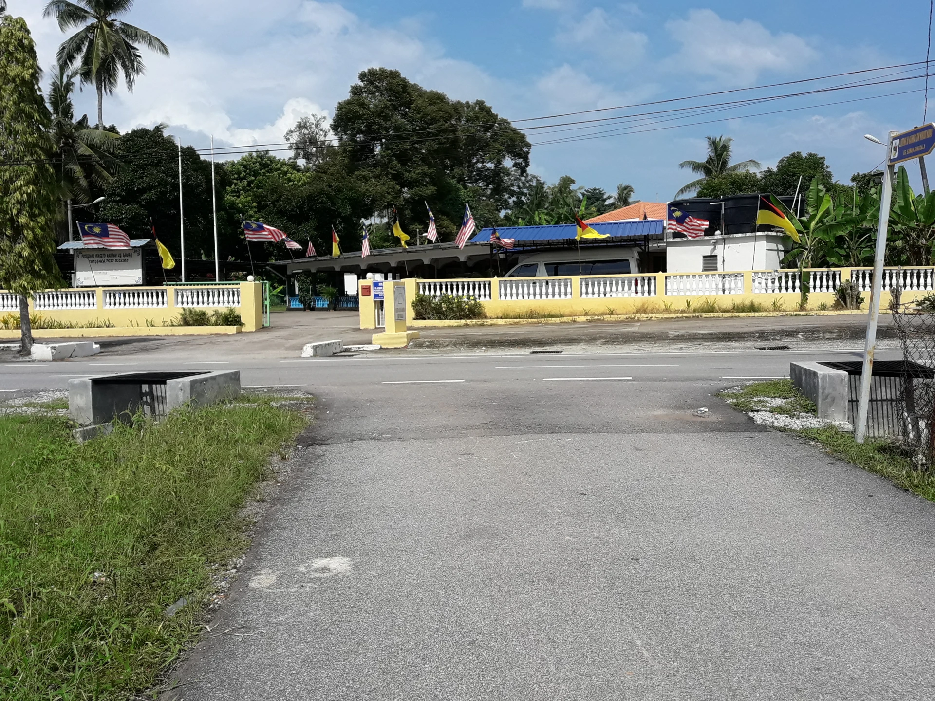 Gambar Masjid Kariah Sawah Sunggala