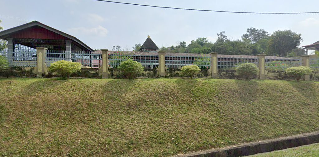 Gambar Masjid Kariah Astana Raja