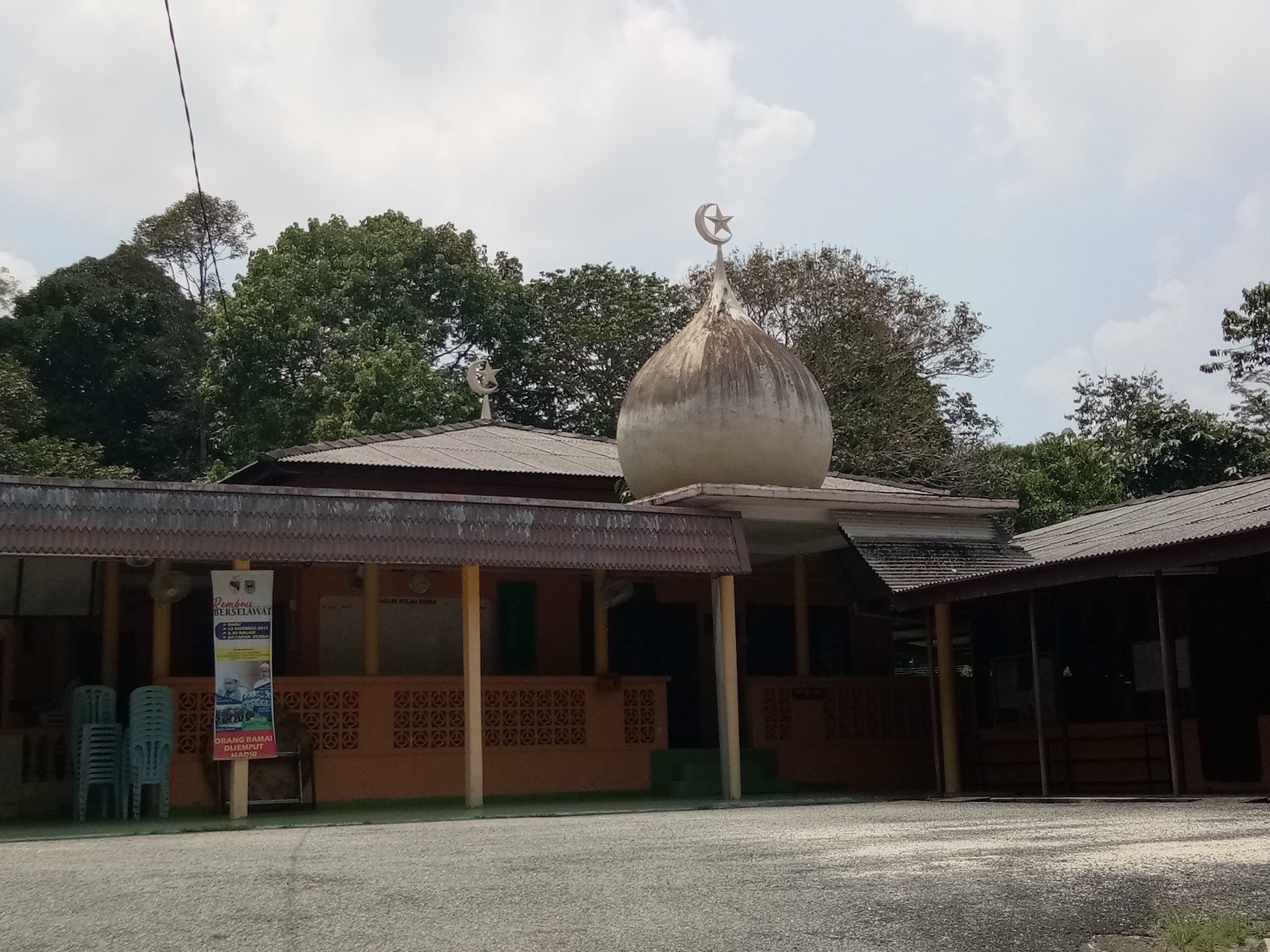 Gambar Masjid Kariah Pulau Besar