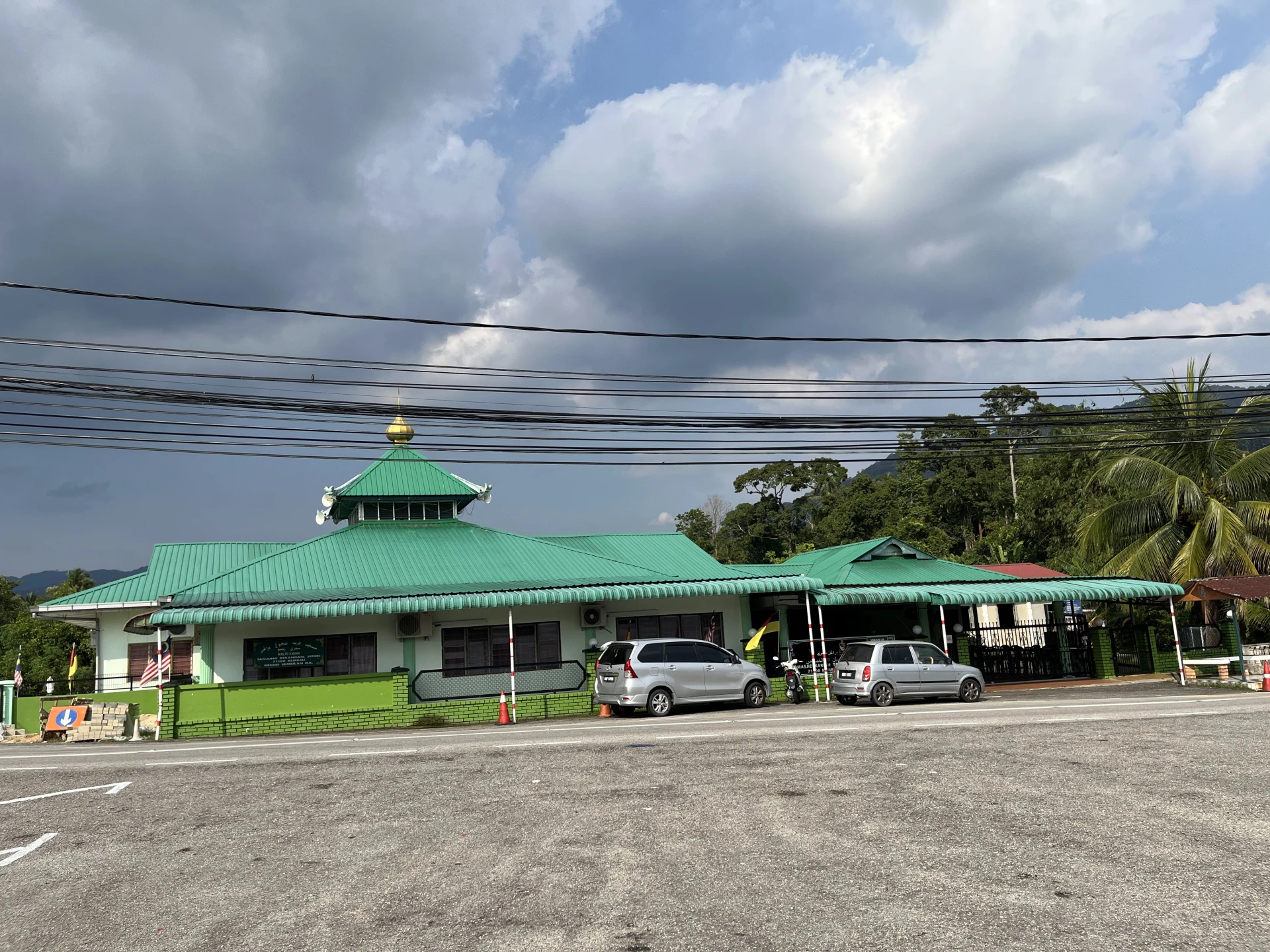 Gambar Masjid Kariah Tanjung Berangan