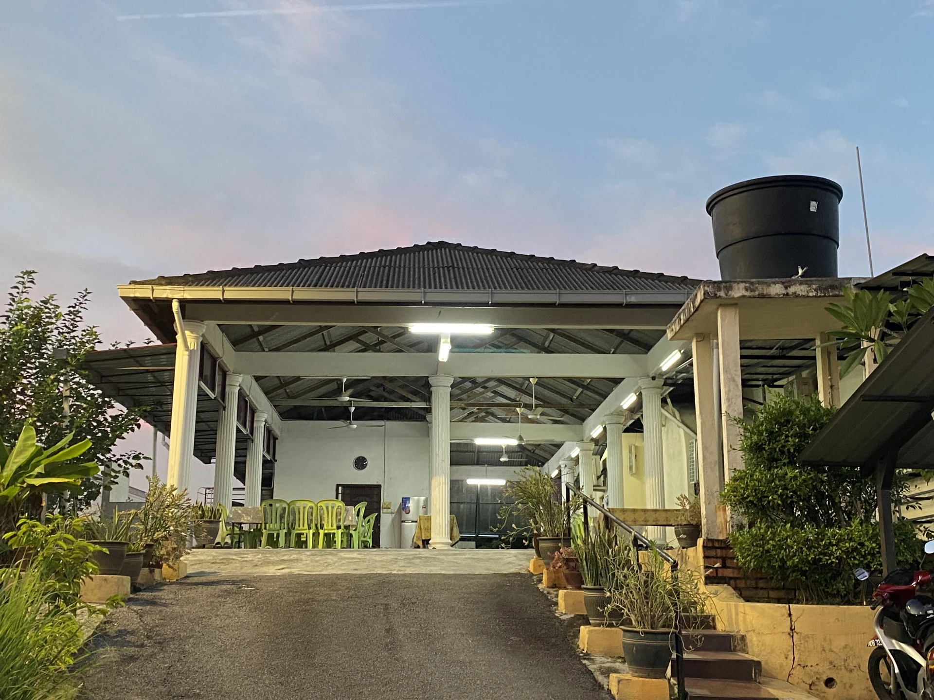 Gambar Masjid Kariah Mambau