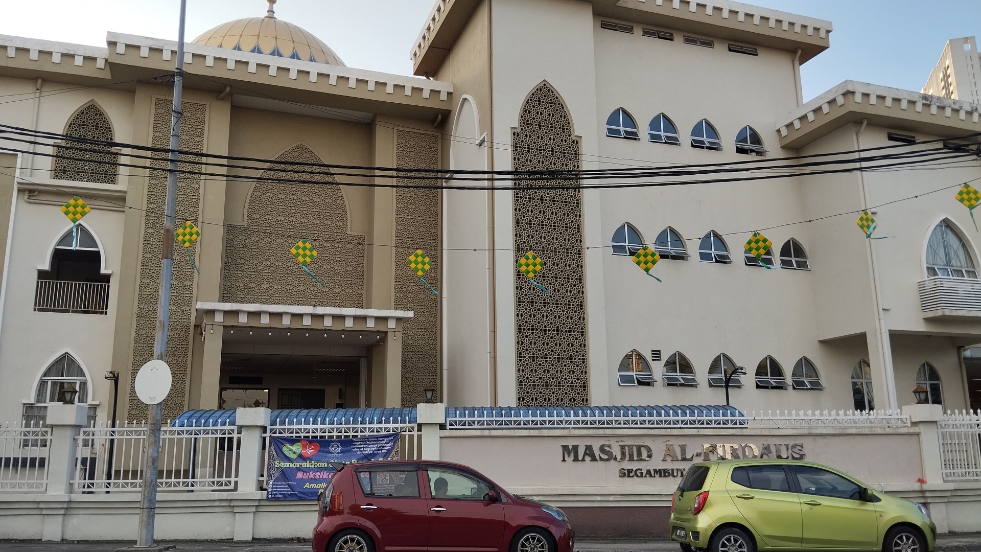 Gambar Masjid Al-Firdaus