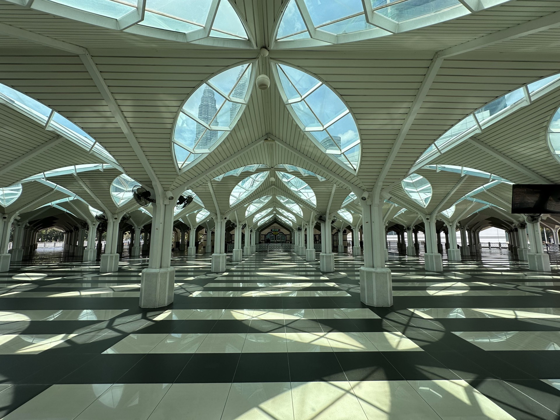 Masjid Asy-Syakirin KLCC — Galeri 3