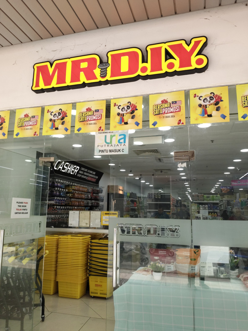 Gambar galeri Mr D.I.Y
