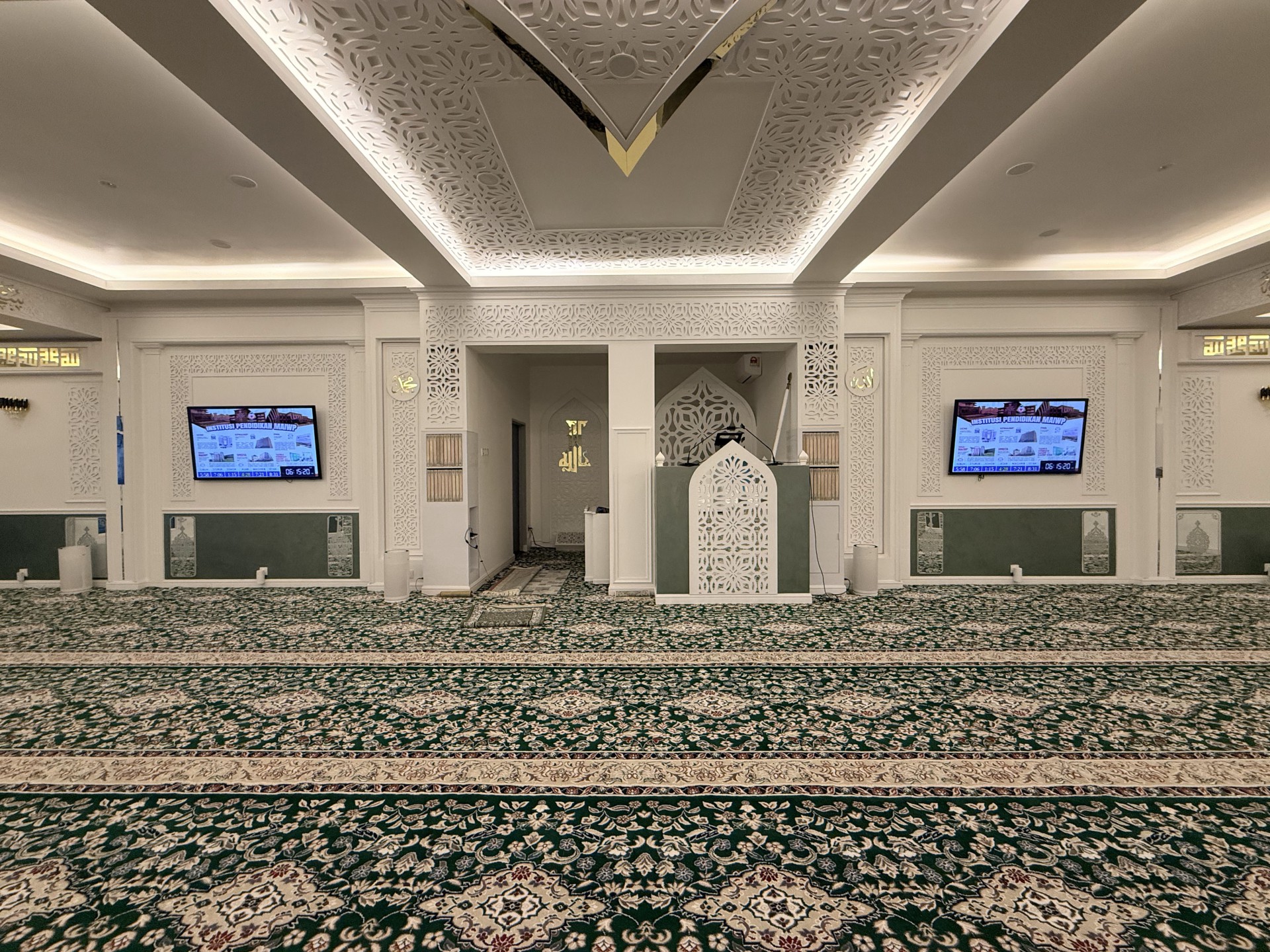 Masjid Ibnu Sina — Galeri 2