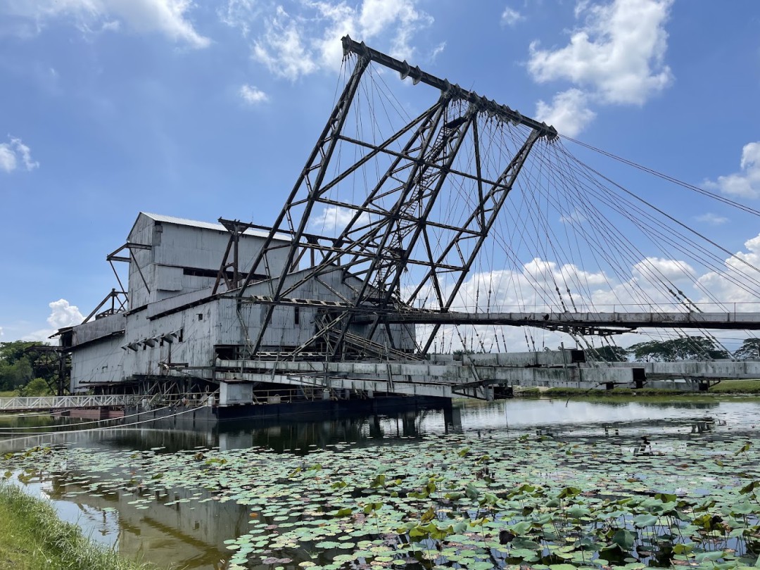 Gambar galeri Tanjung Tualang Tin Dredge