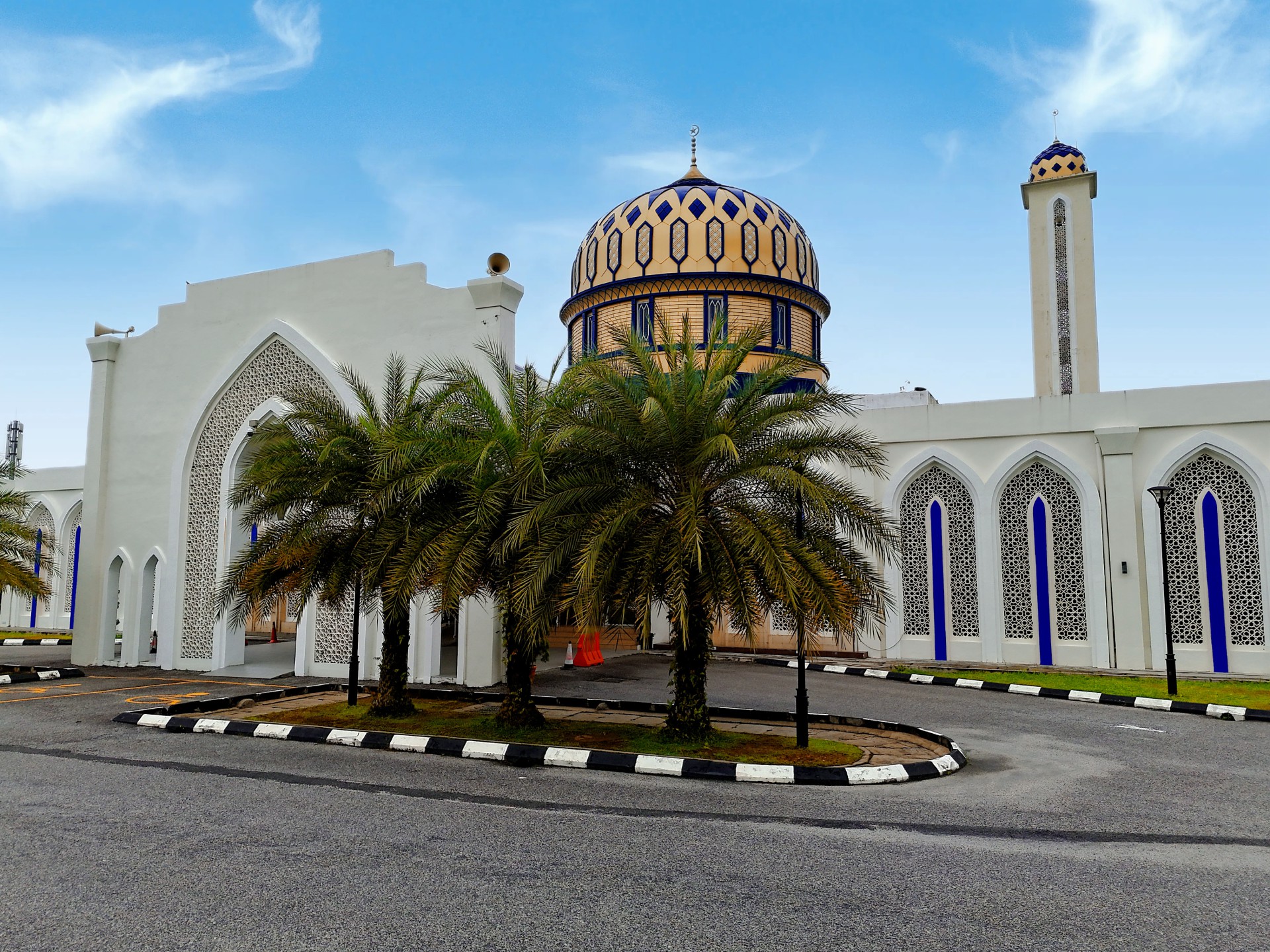 Gambar Masjid Talhah Bin Ubaidillah