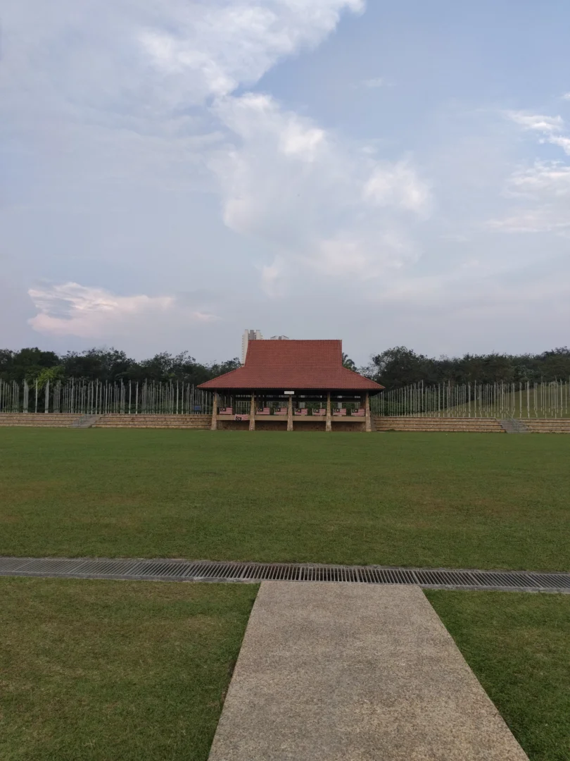Gambar Padang Taman Wetlands