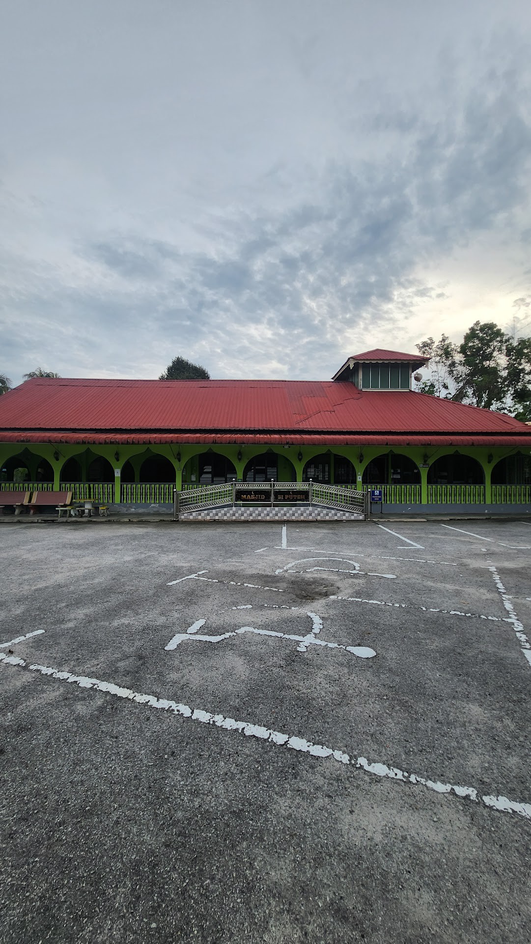 Gambar Masjid Siputeh