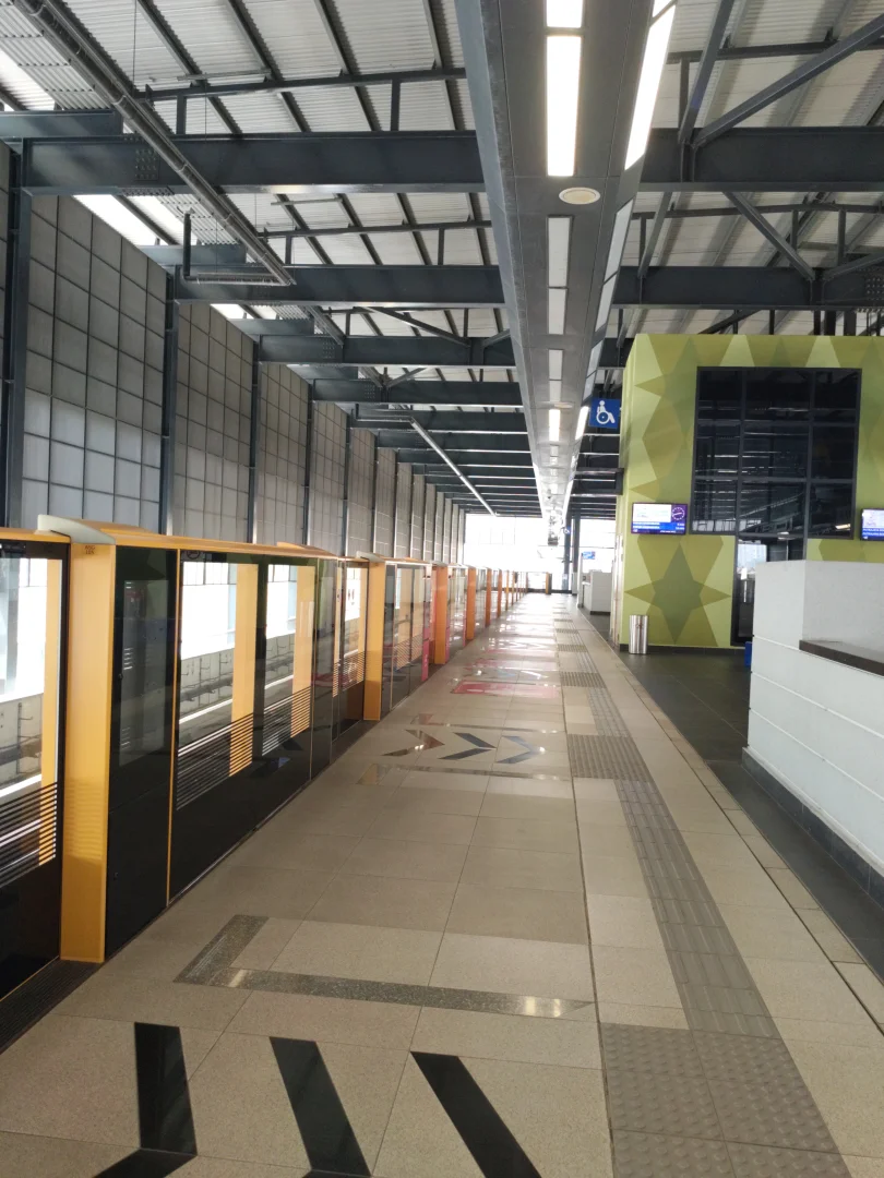 Gambar galeri LRT Putra Permai