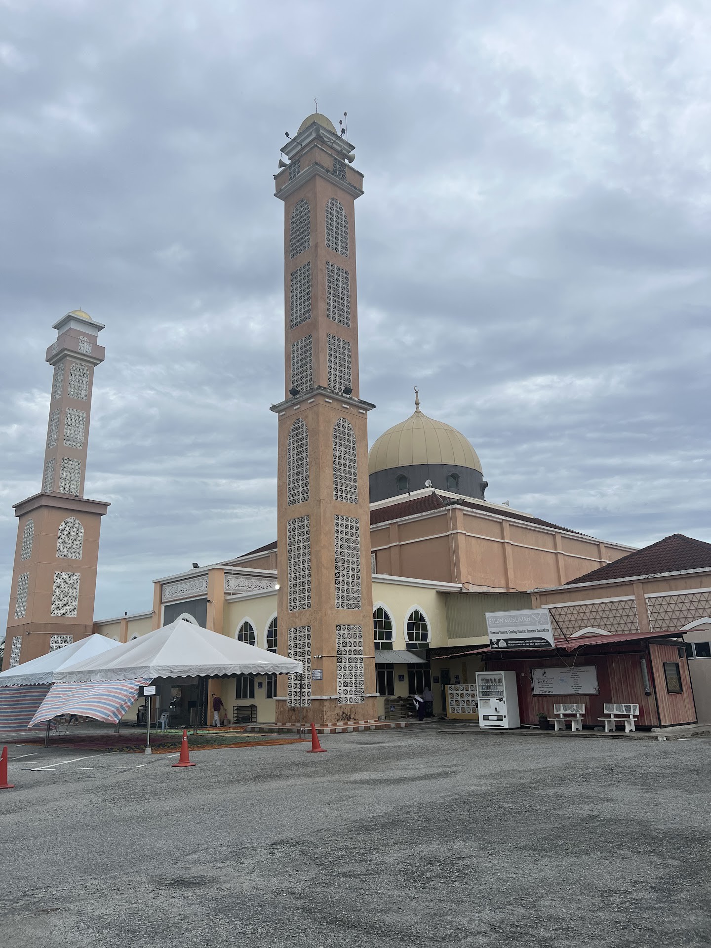 Gambar Masjid Al-Hidayah