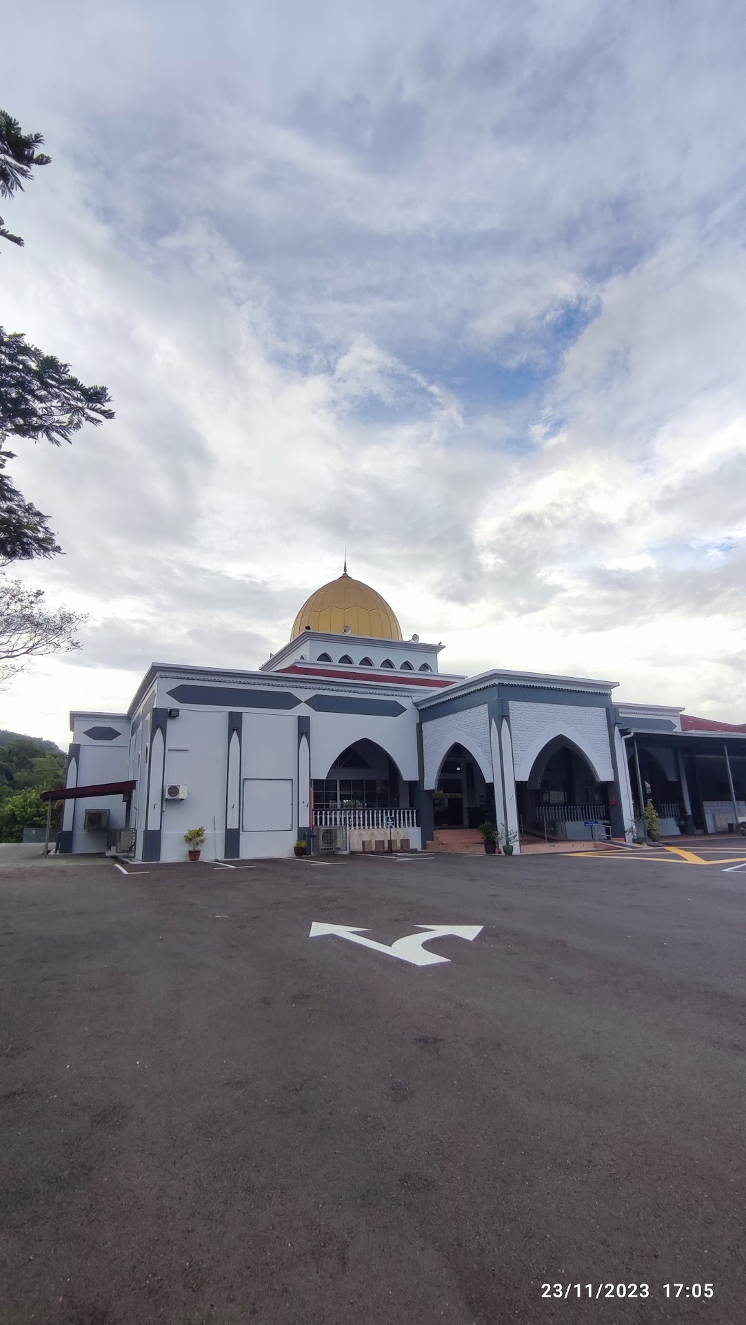 Gambar Masjid Al-Khairiah