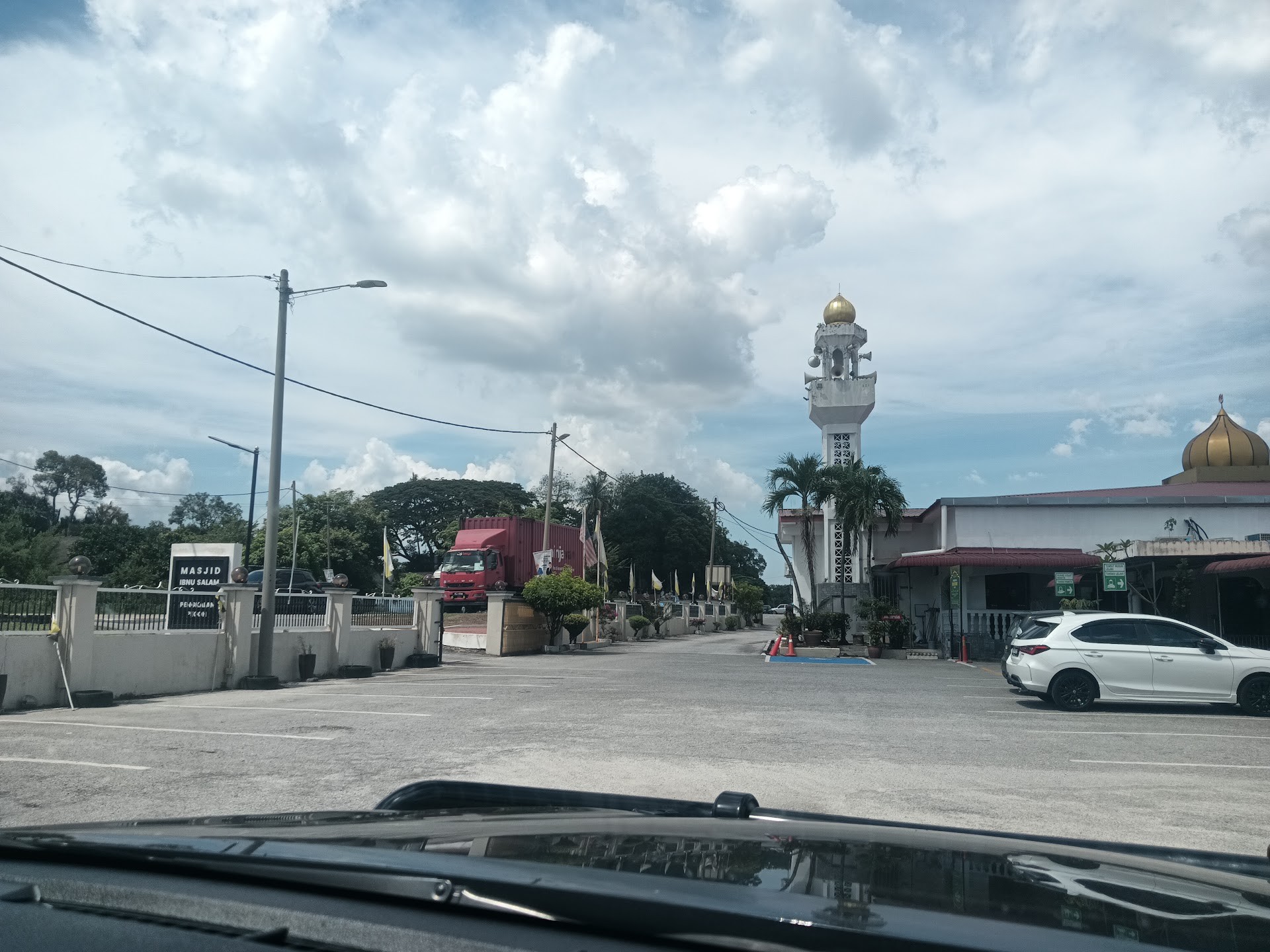 Gambar Masjid Ibnu Salam
