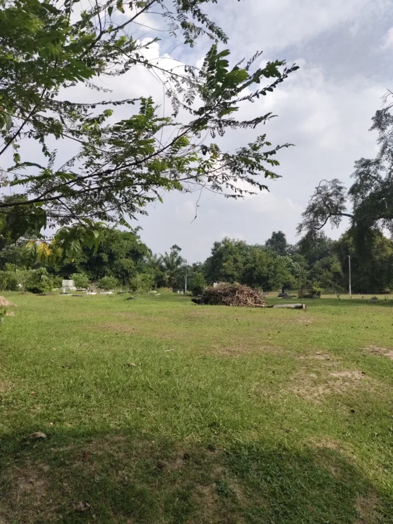 Gambar galeri Tanah Perkuburan Islam selama