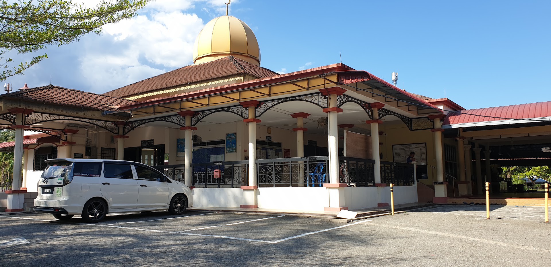 Gambar Masjid Al Taufiqiah