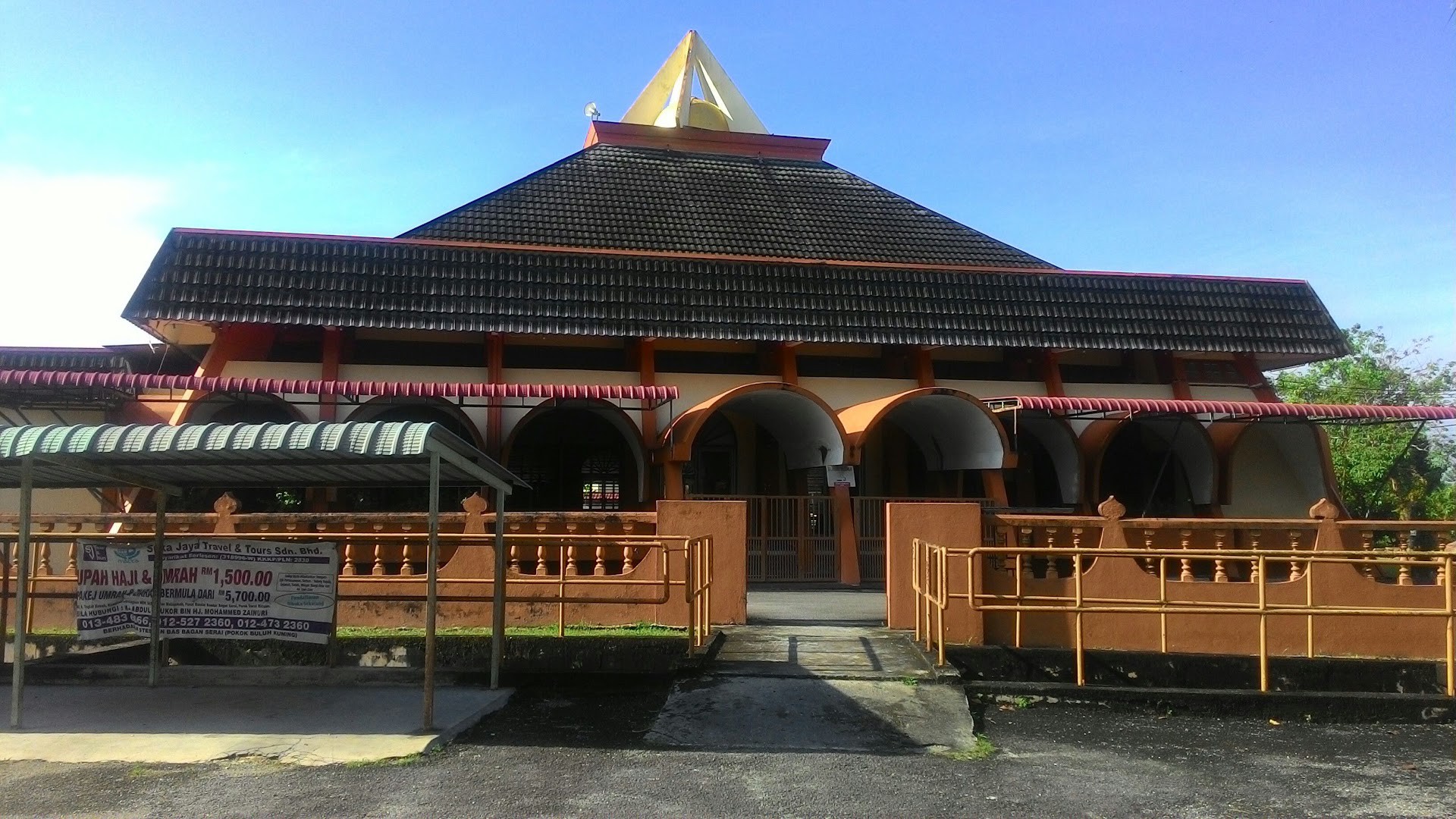 Gambar Masjid Maimun