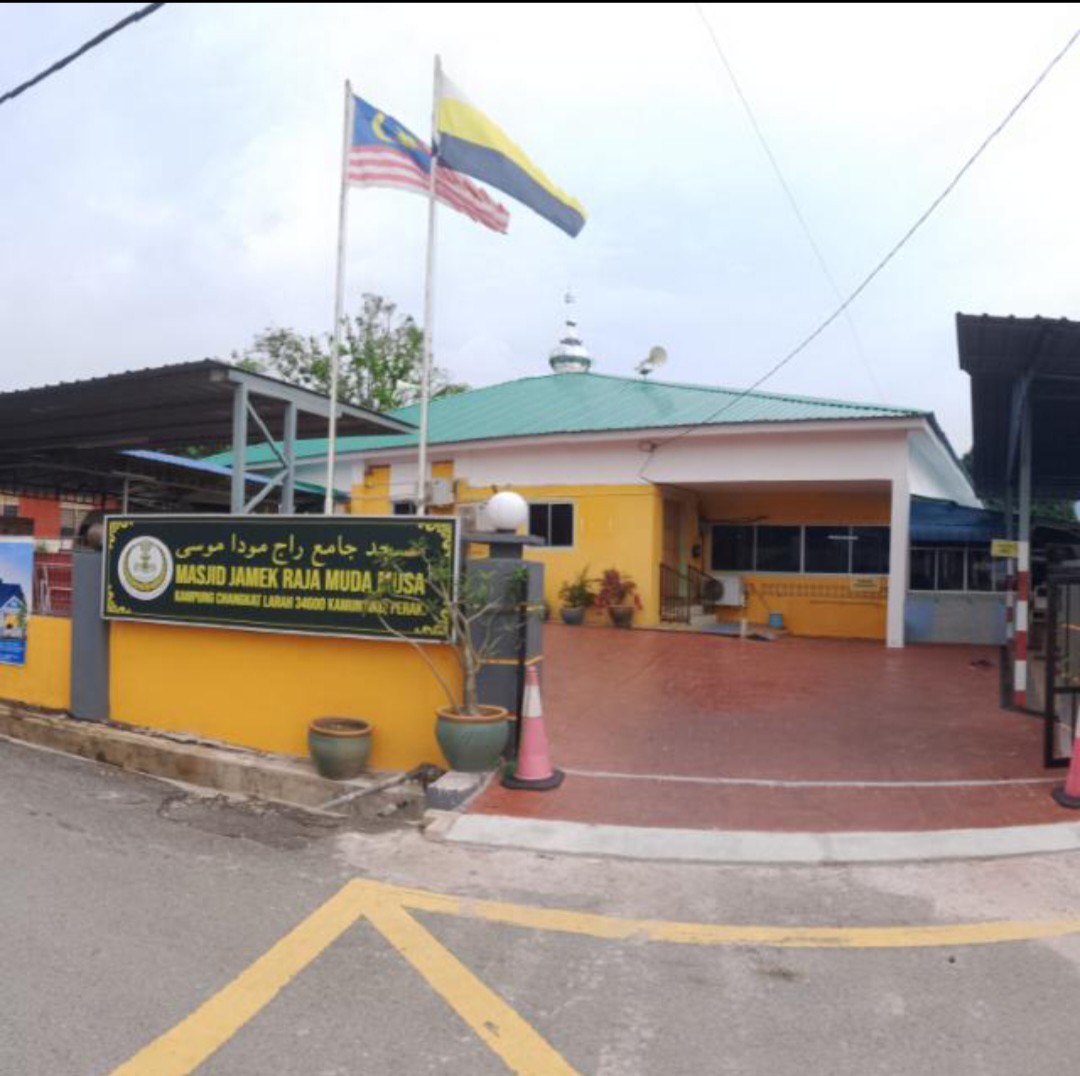 Gambar Masjid Raja Muda Musa