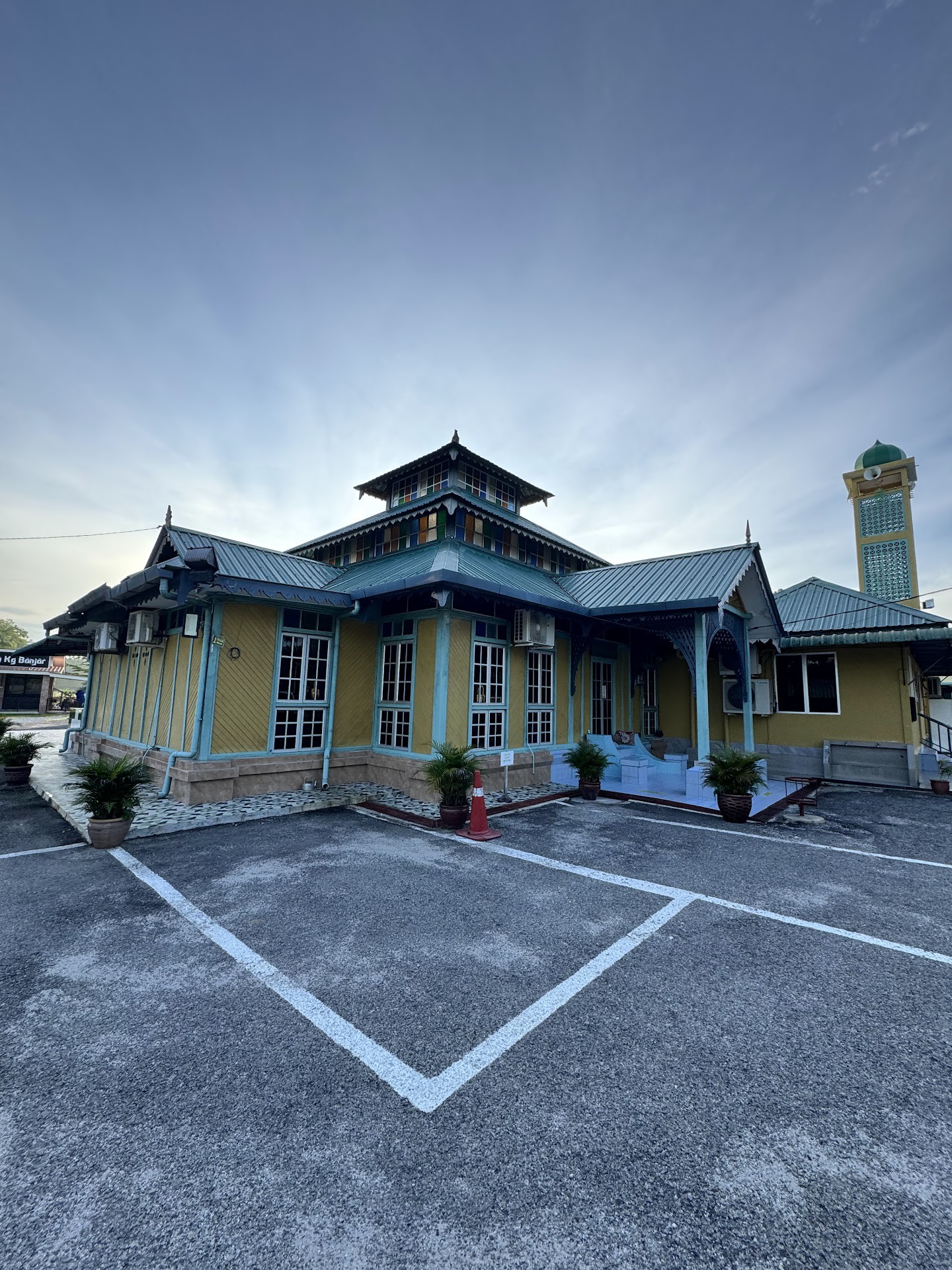 Gambar Masjid Al-Khairiah