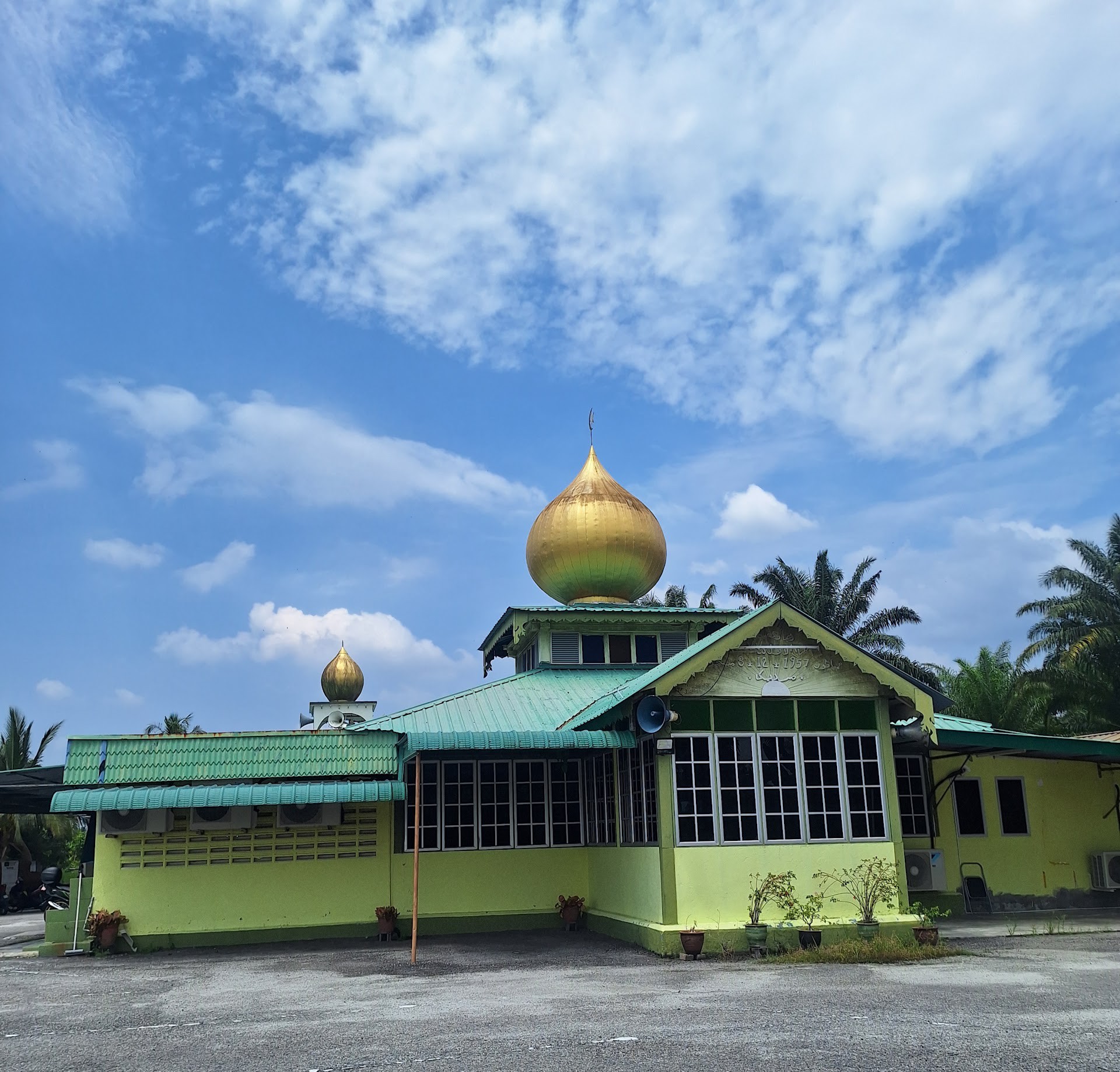 Gambar Masjid Al-Zahir