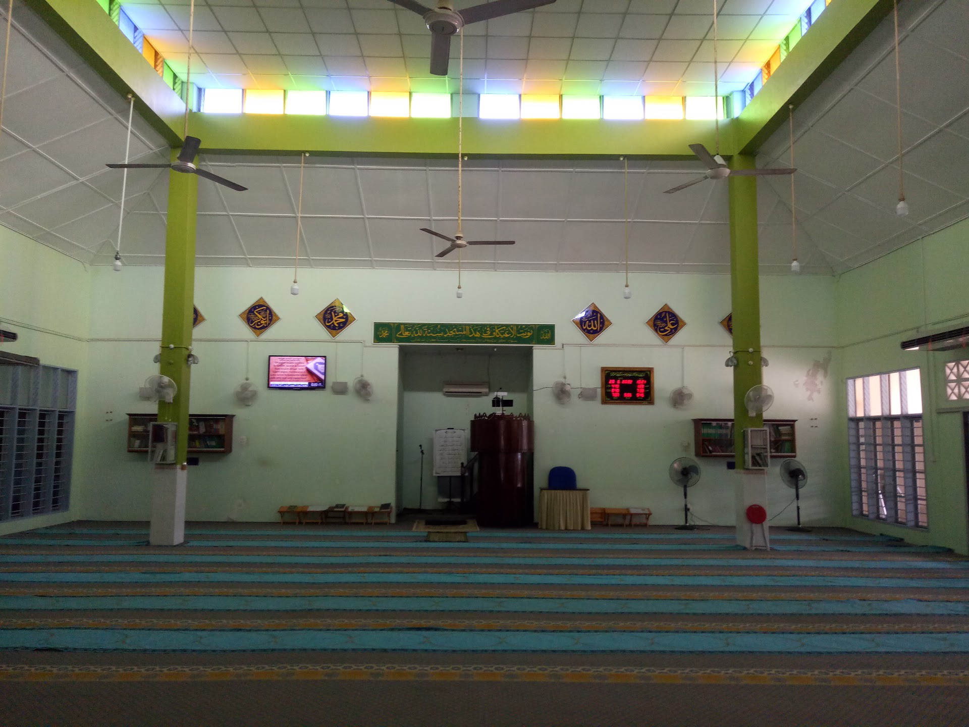 Gambar Masjid Taqiuddin